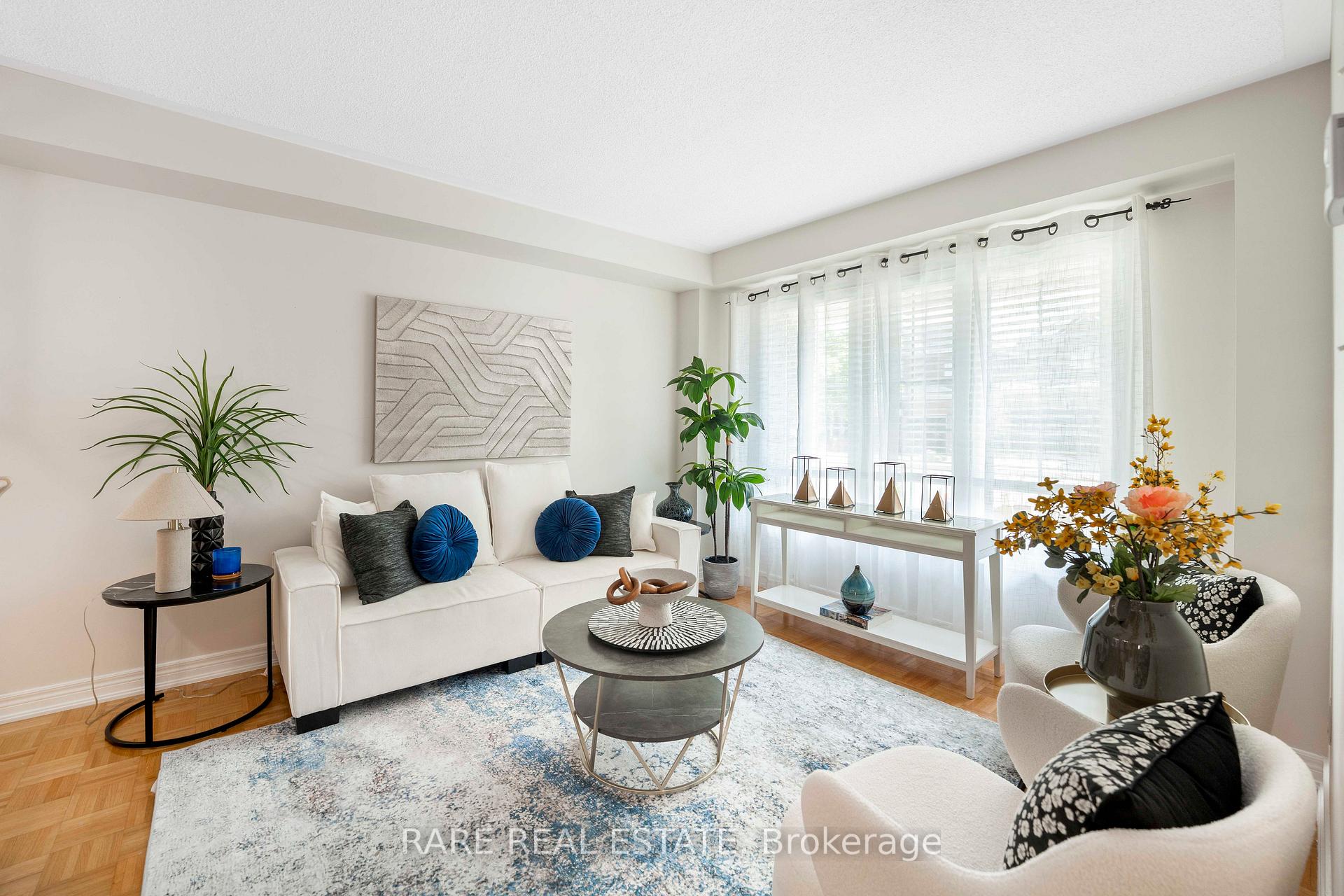 Photo 8 of 51 Wild Indigo Crescent, Brampton, Sandringham-Wellington — HOMEH