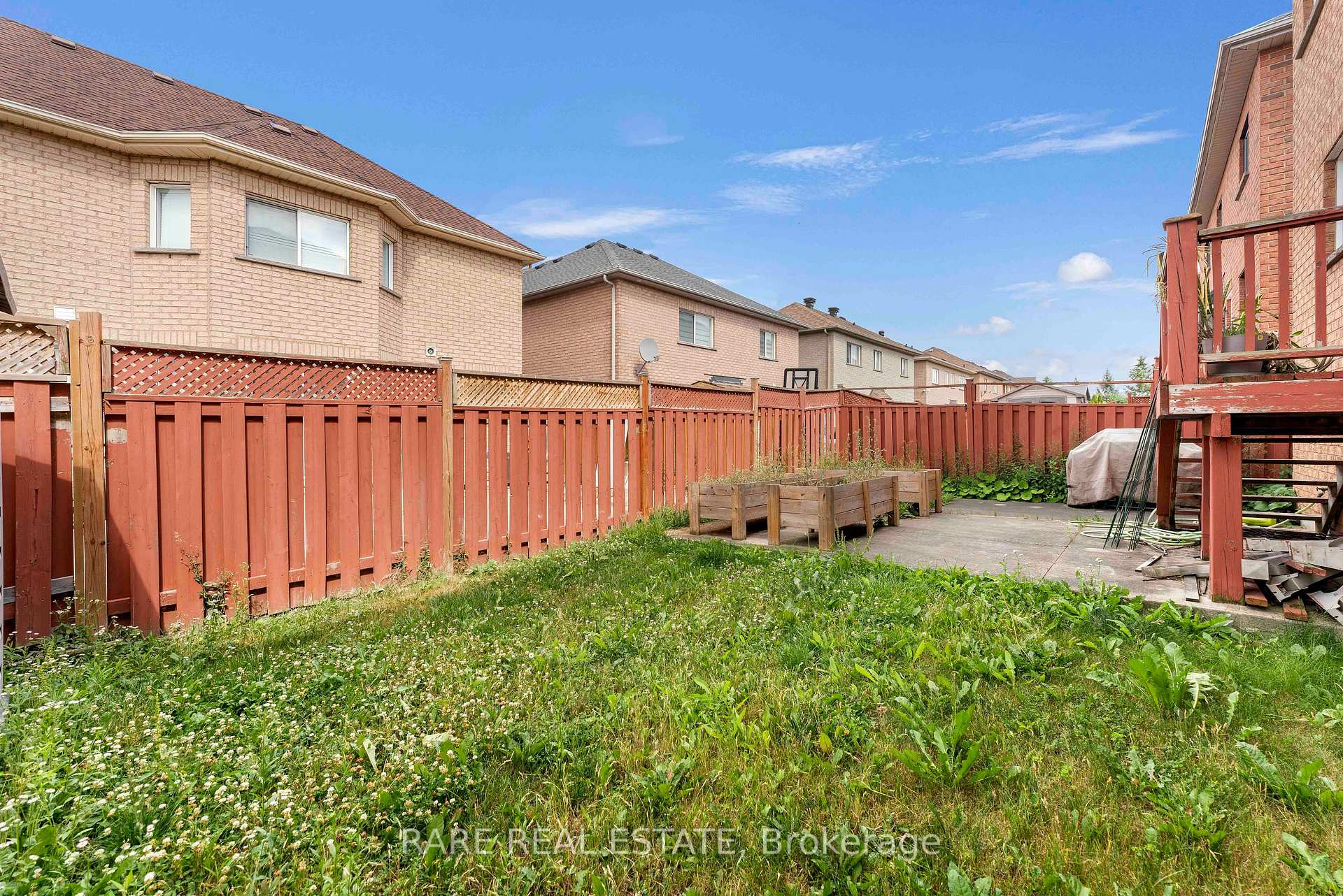 Photo 42 of 51 Wild Indigo Crescent, Brampton, Sandringham-Wellington — HOMEH