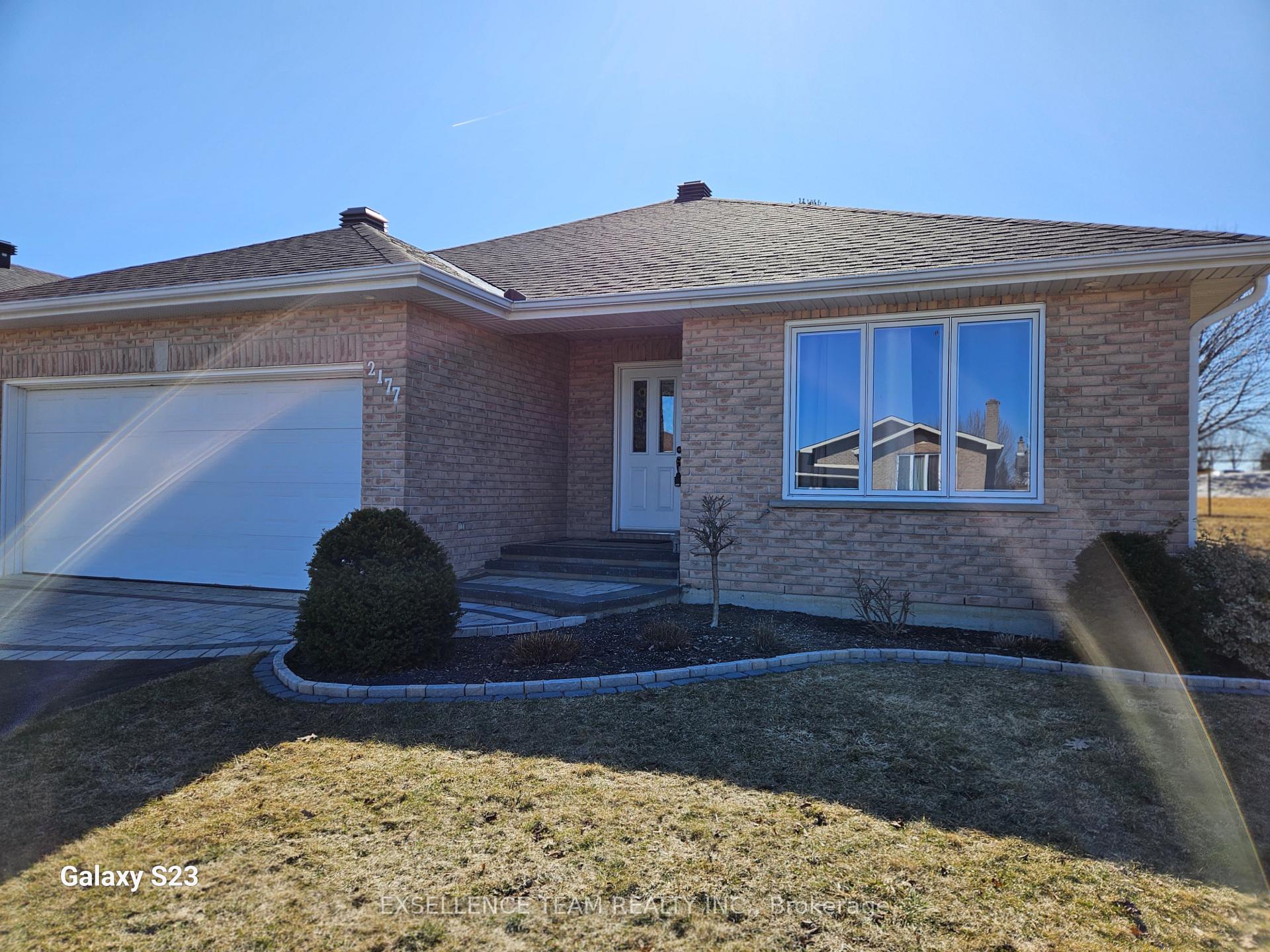 Photo 1 of 2177 Concorde Avenue, Cornwall — HOMEH
