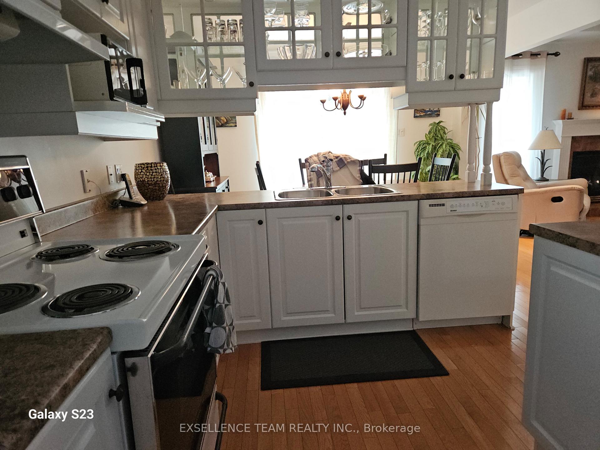 Photo 8 of 2177 Concorde Avenue, Cornwall — HOMEH