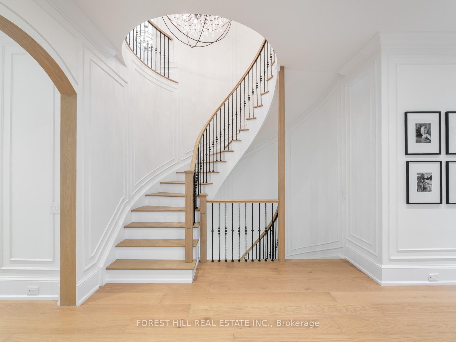 Photo 3 of 142 Farrell Road, Vaughan, Patterson — HOMEH