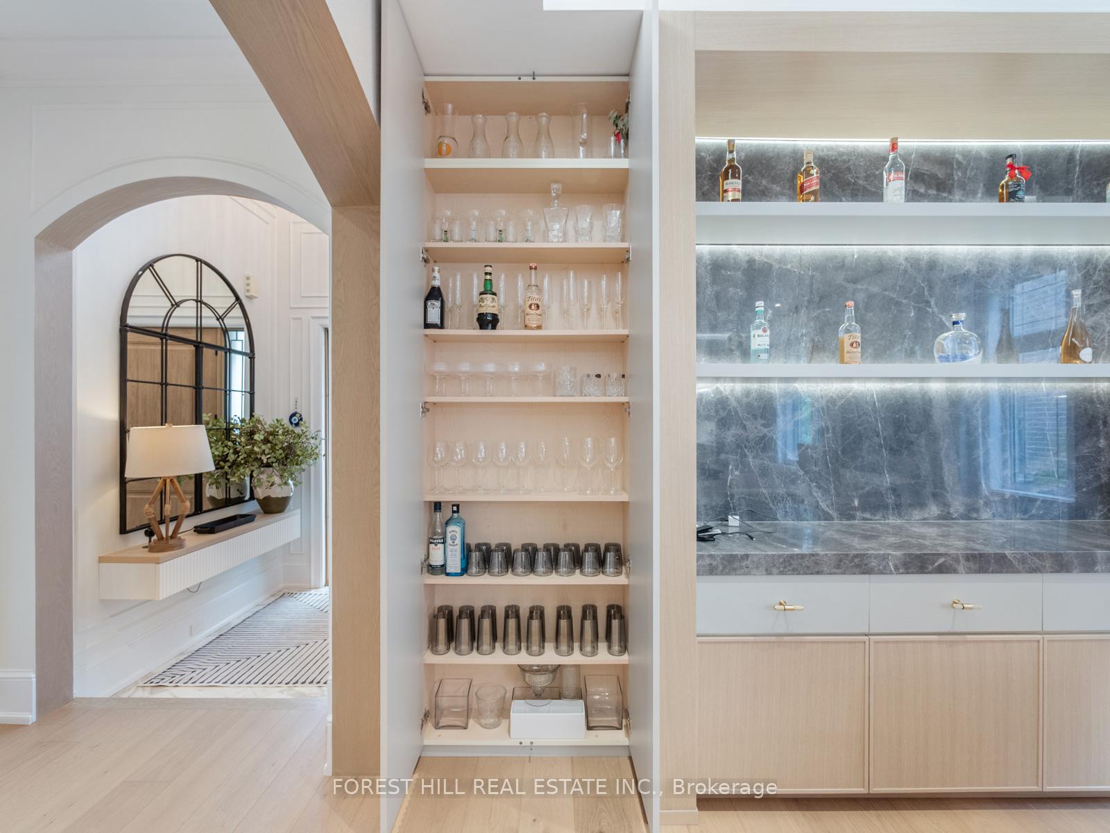 Photo 21 of 142 Farrell Road, Vaughan, Patterson — HOMEH
