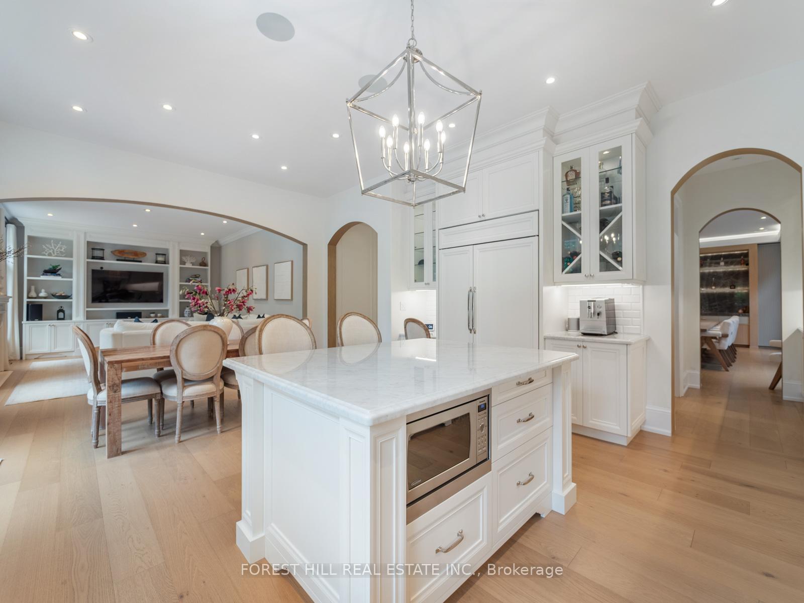Photo 11 of 142 Farrell Road, Vaughan, Patterson — HOMEH