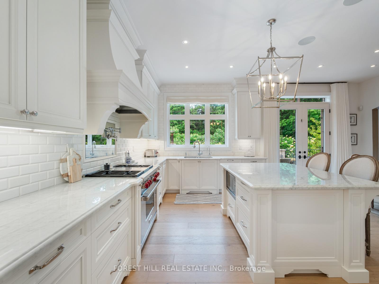 Photo 8 of 142 Farrell Road, Vaughan, Patterson — HOMEH