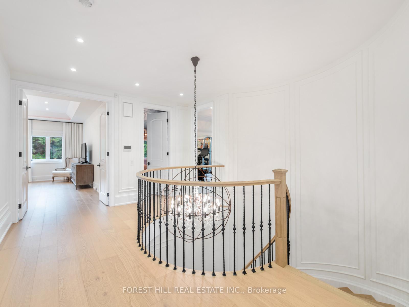 Photo 17 of 142 Farrell Road, Vaughan, Patterson — HOMEH