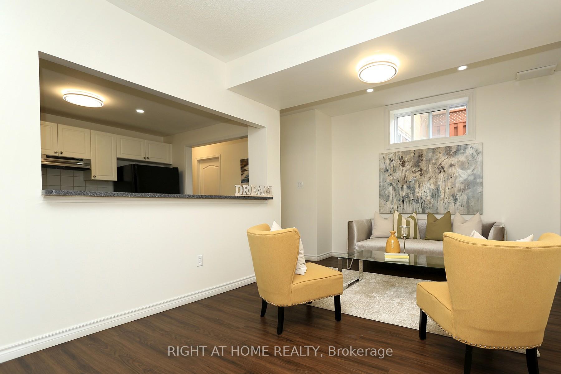 Photo 30 of 28 Legend Lane W, Brampton, Fletcher's Creek Village — HOMEH