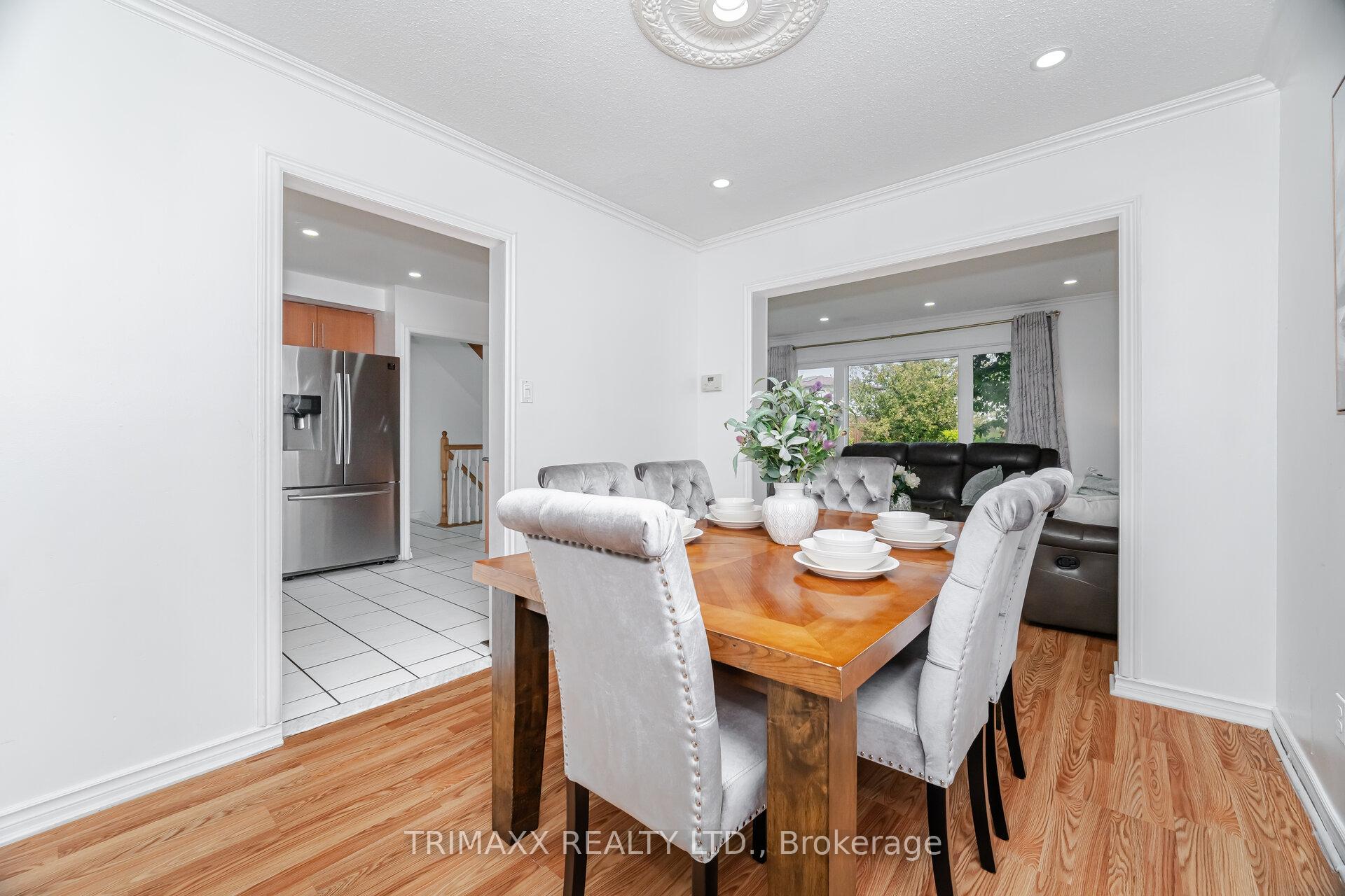 Photo 9 of 111 Folkstone Crescent, Brampton, Southgate — HOMEH