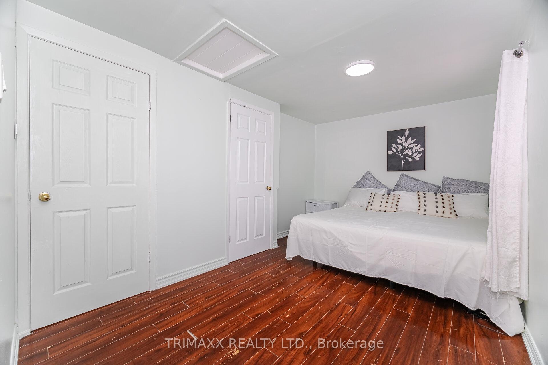 Photo 19 of 111 Folkstone Crescent, Brampton, Southgate — HOMEH
