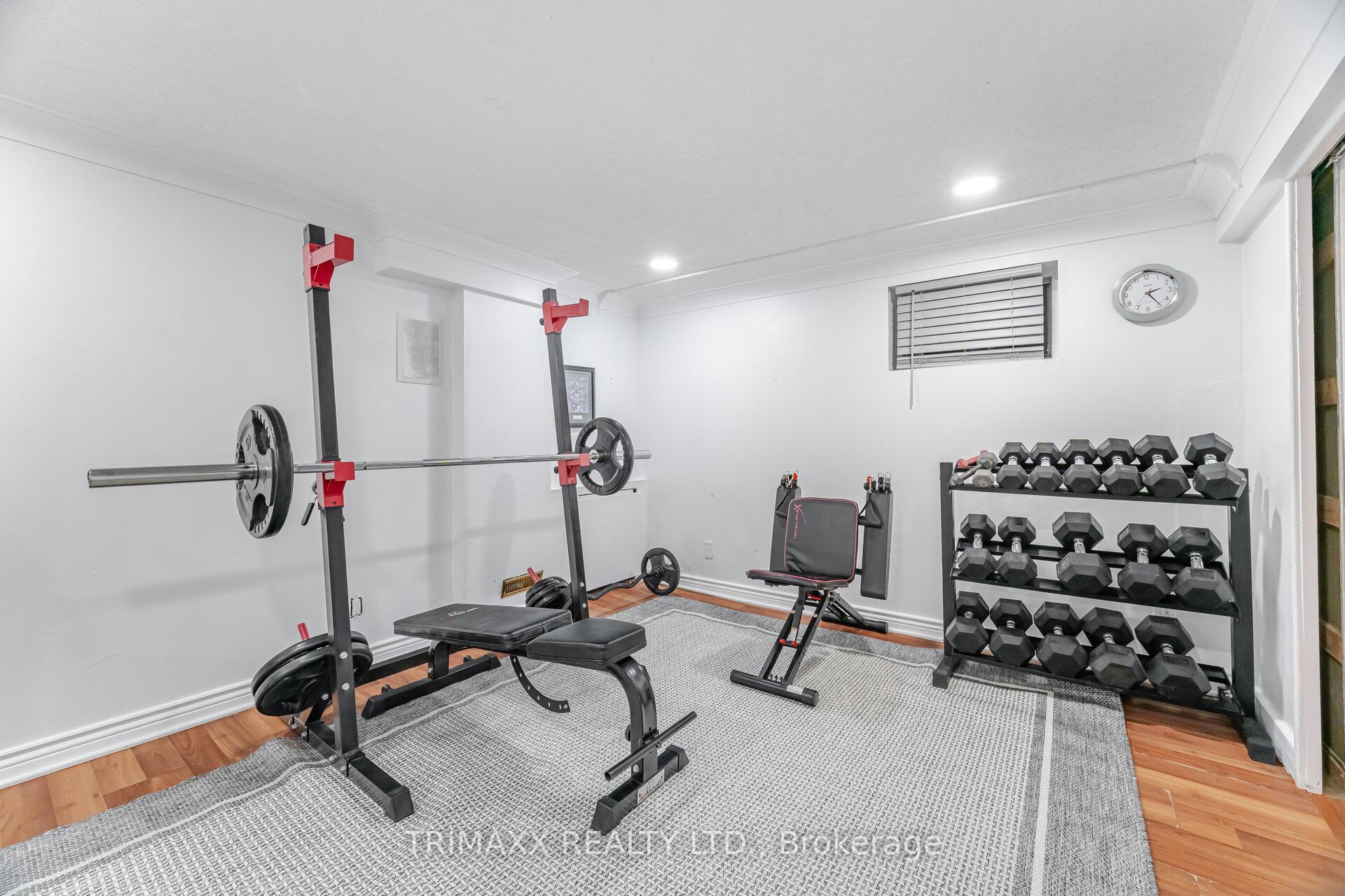 Photo 29 of 111 Folkstone Crescent, Brampton, Southgate — HOMEH