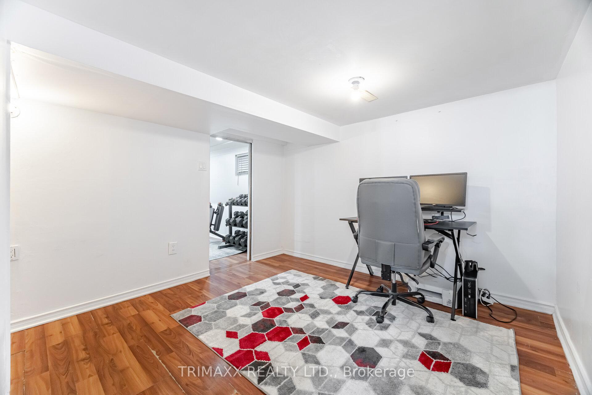 Photo 46 of 111 Folkstone Crescent, Brampton, Southgate — HOMEH