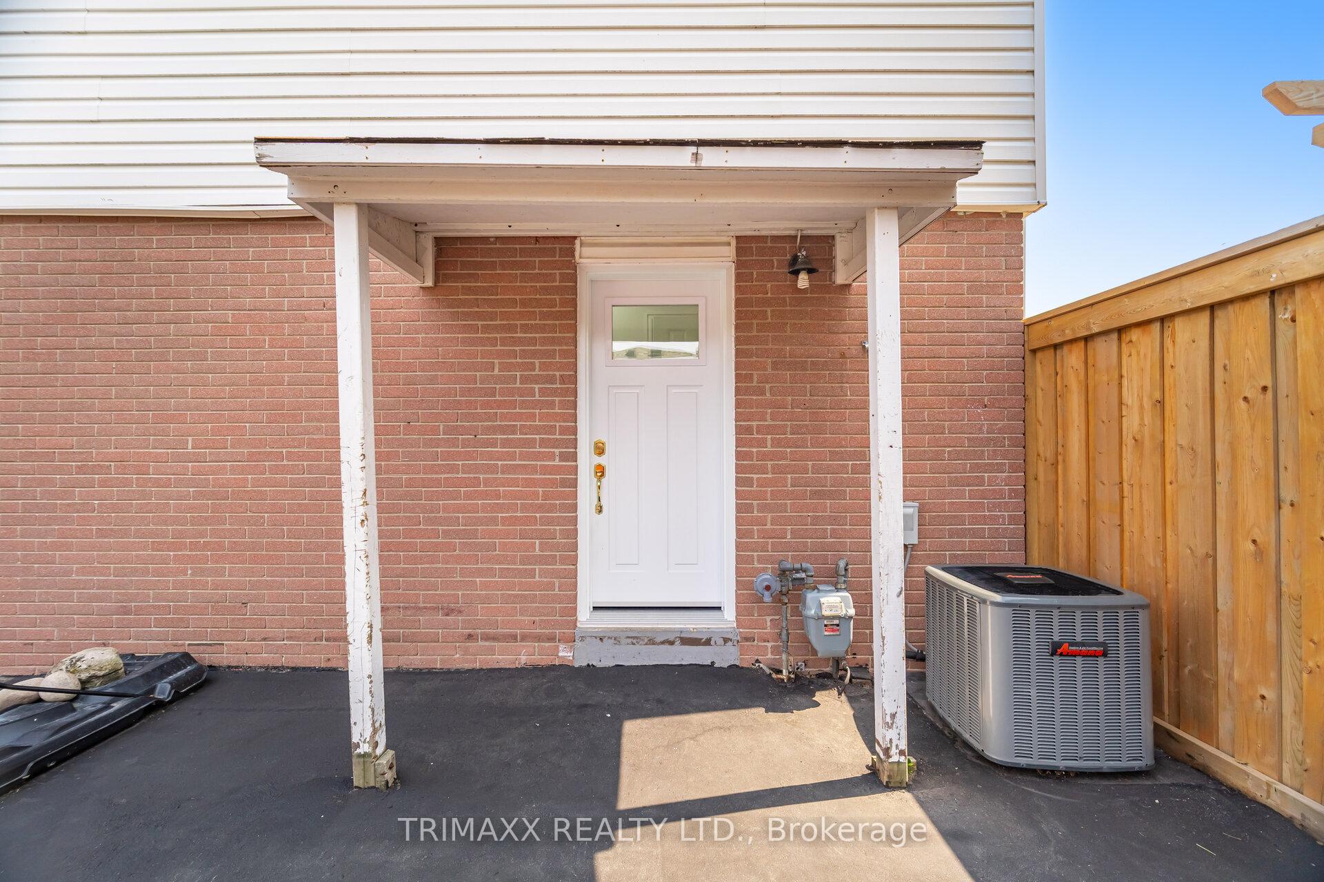 Photo 43 of 111 Folkstone Crescent, Brampton, Southgate — HOMEH