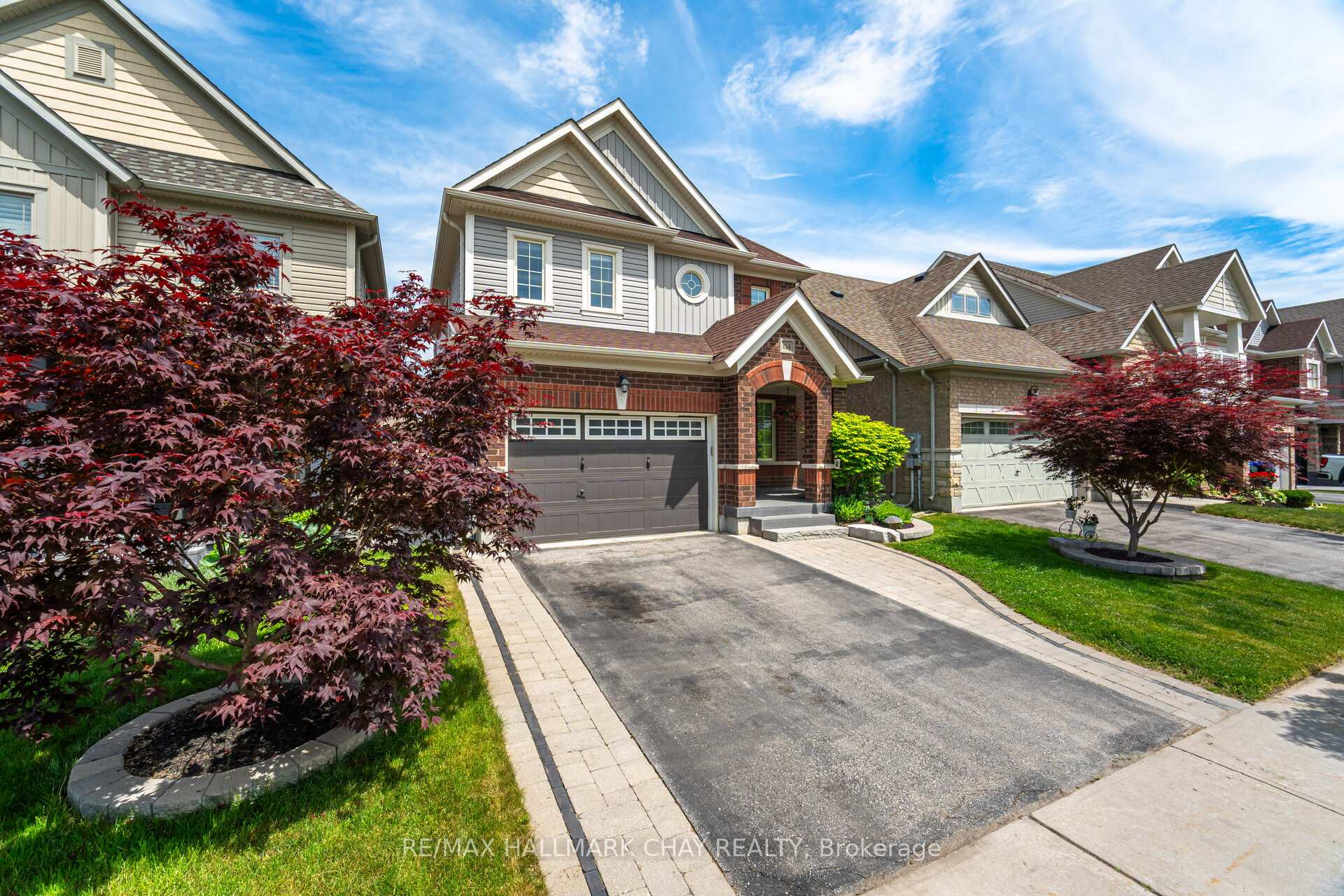 Photo 7 of 114 Cauthers Crescent, New Tecumseth, Alliston — HOMEH