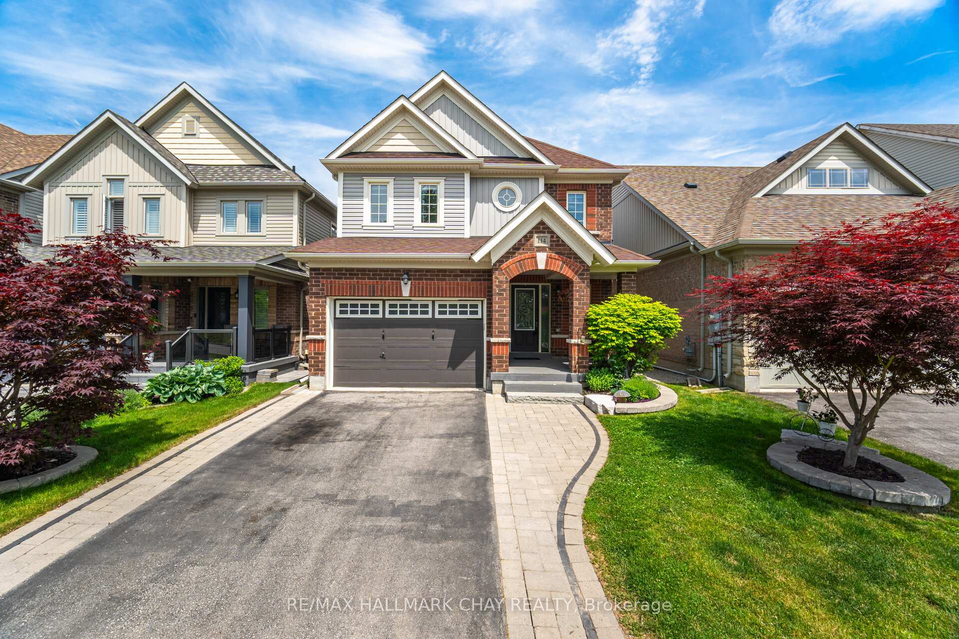 Photo 5 of 114 Cauthers Crescent, New Tecumseth, Alliston — HOMEH