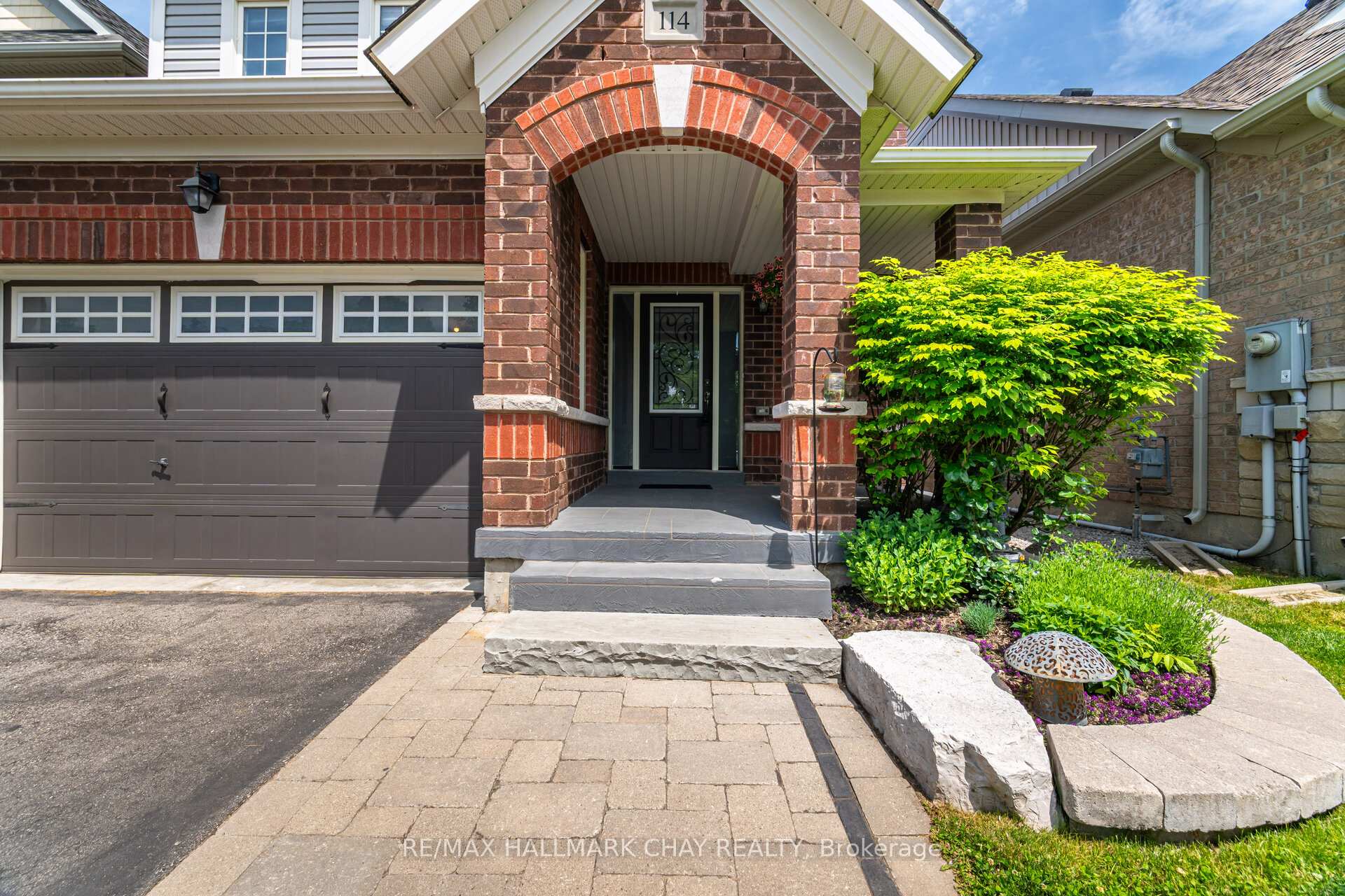 Photo 25 of 114 Cauthers Crescent, New Tecumseth, Alliston — HOMEH