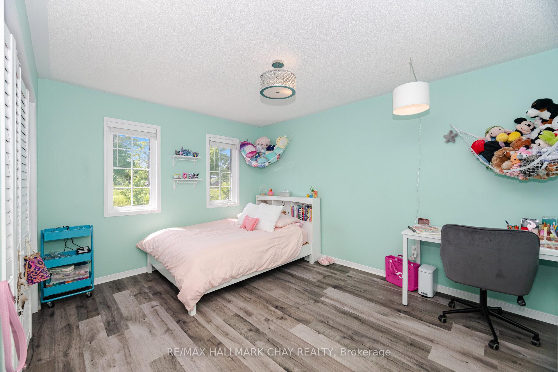 Photo 32 of 114 Cauthers Crescent, New Tecumseth, Alliston — HOMEH