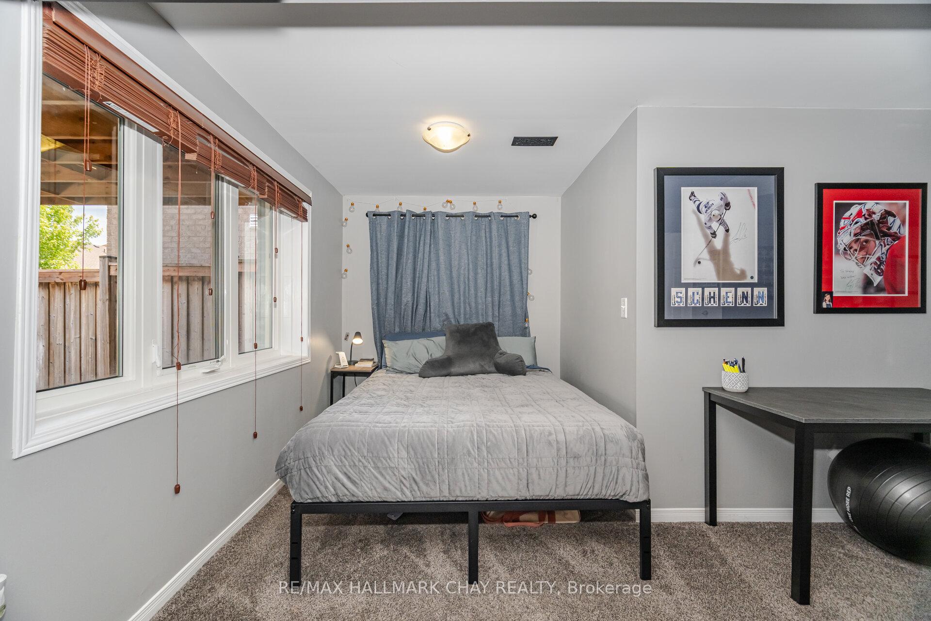 Photo 34 of 114 Cauthers Crescent, New Tecumseth, Alliston — HOMEH