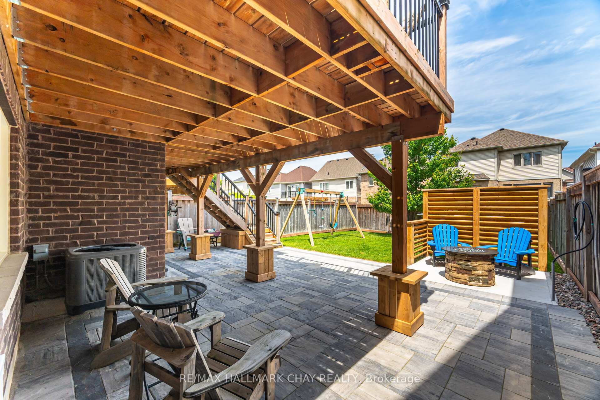 Photo 36 of 114 Cauthers Crescent, New Tecumseth, Alliston — HOMEH