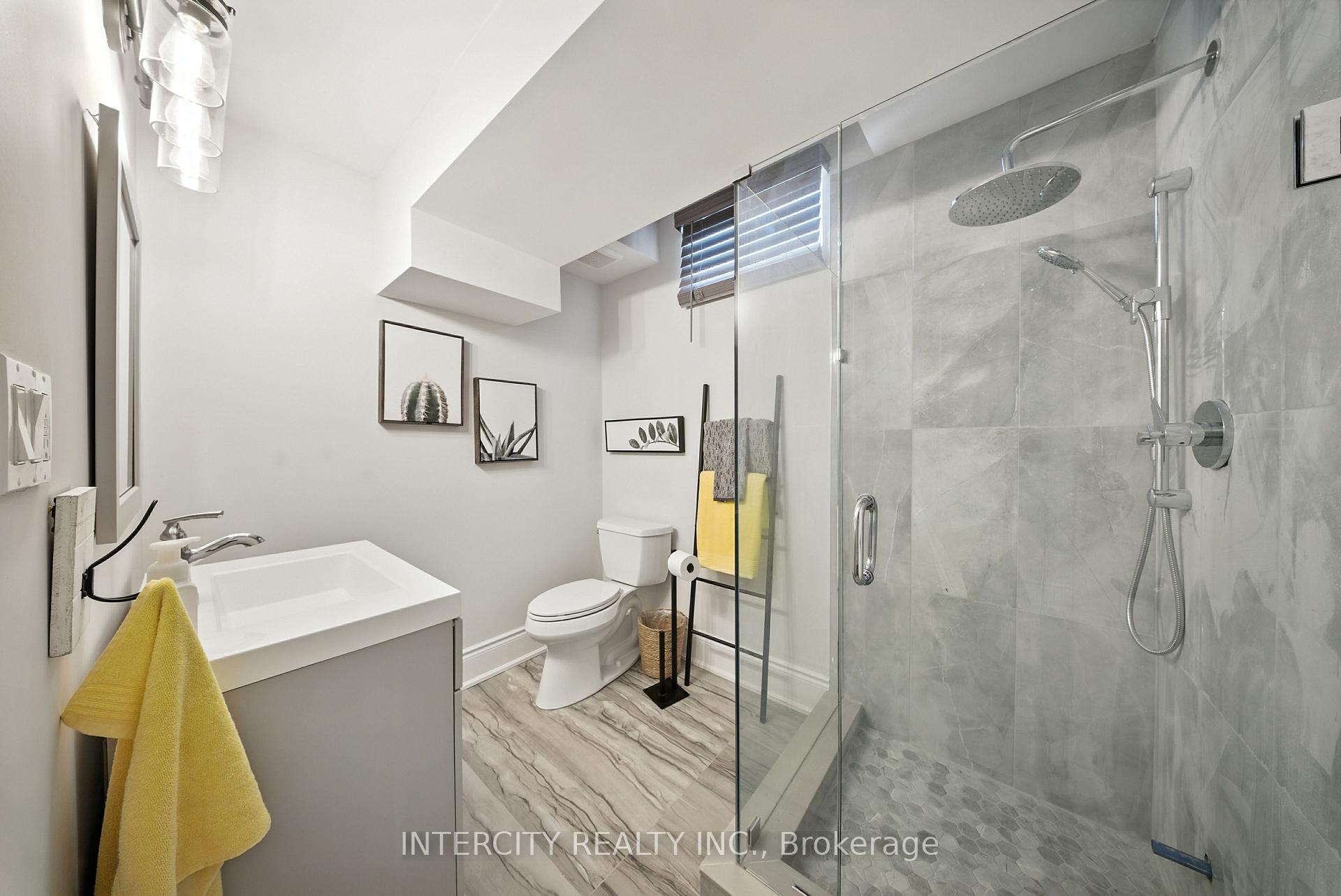 Photo 33 of 74 Terme Avenue, Vaughan, Vellore Village — HOMEH