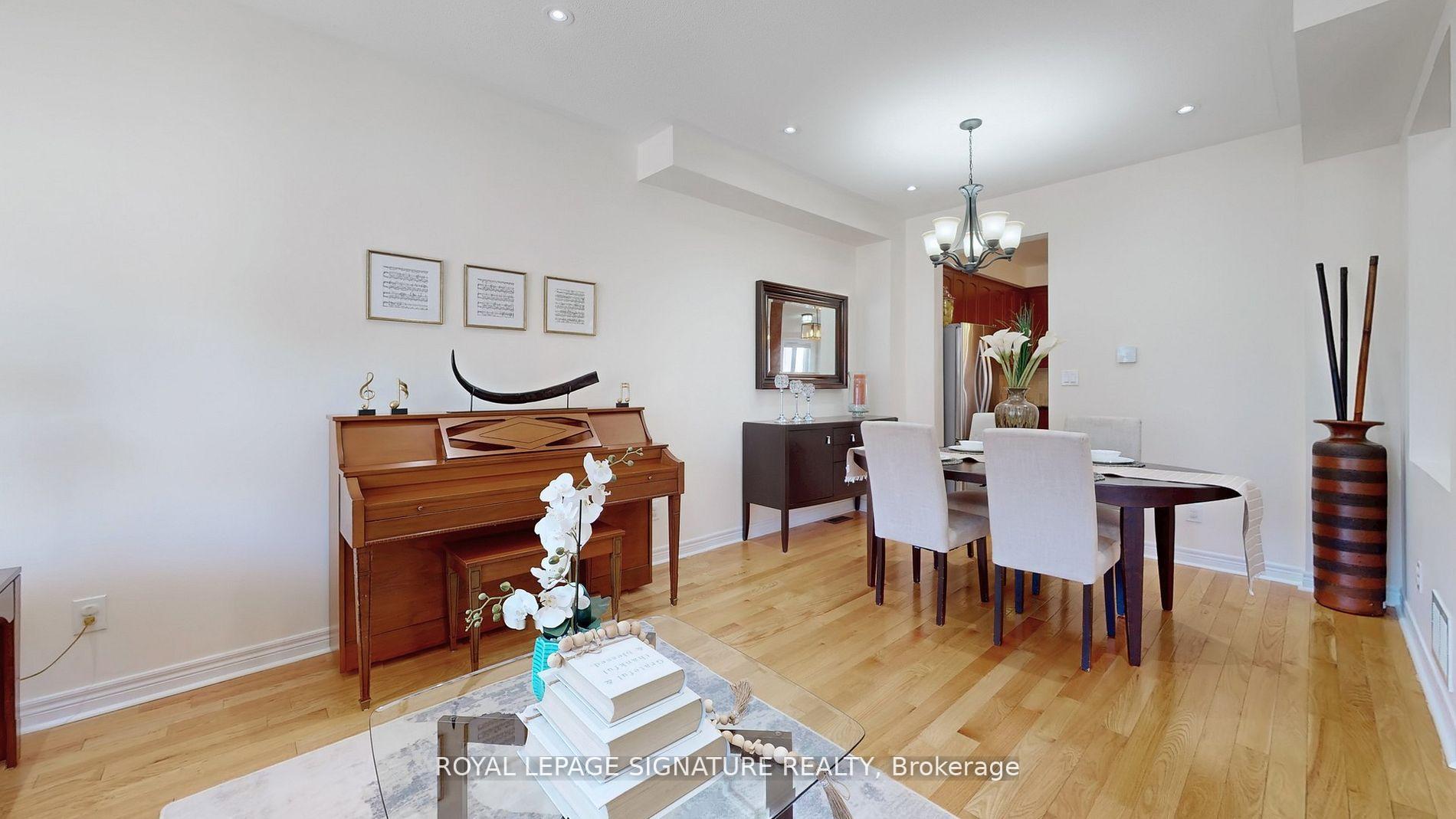 Photo 3 of 24 Honey Glen Avenue, Markham, Cornell — HOMEH