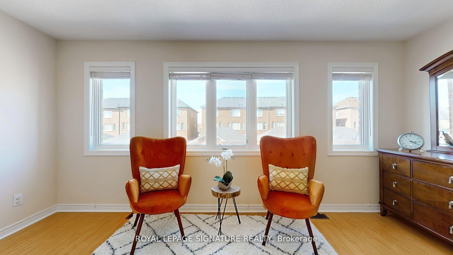Photo 9 of 24 Honey Glen Avenue, Markham, Cornell — HOMEH