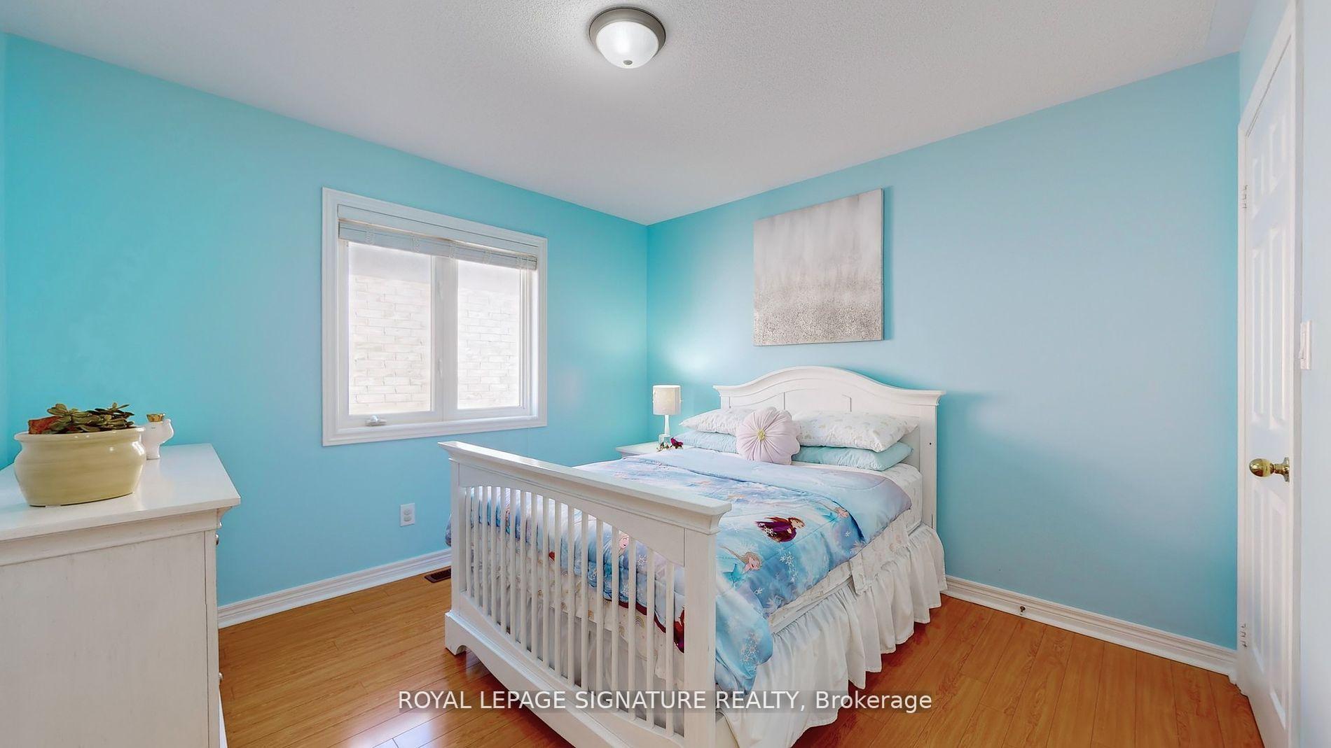 Photo 10 of 24 Honey Glen Avenue, Markham, Cornell — HOMEH