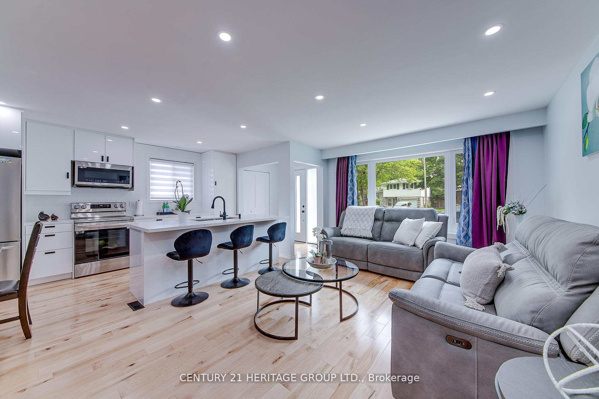 Photo 18 of 68 Adeline Avenue, New Tecumseth, Tottenham — HOMEH