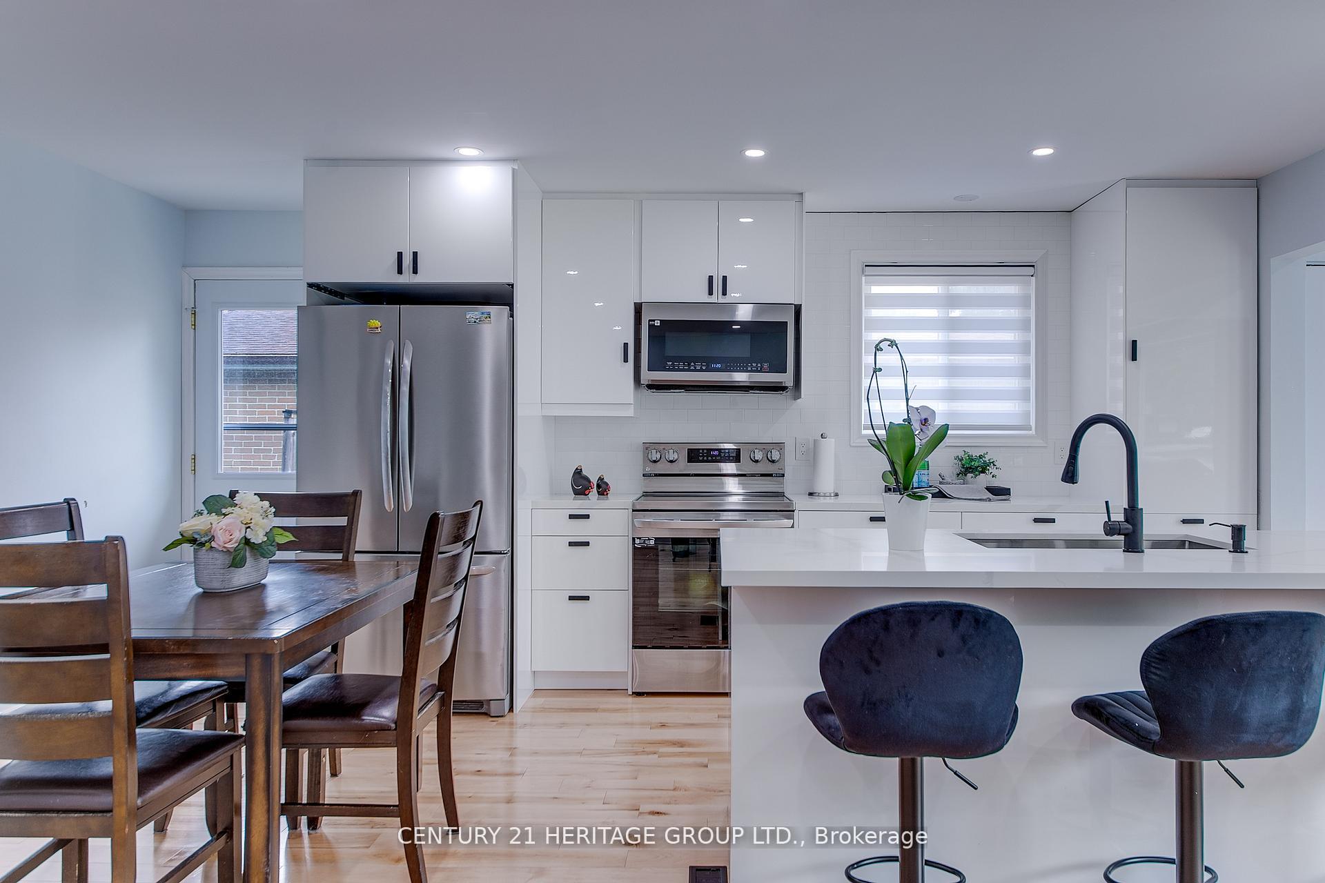 Photo 24 of 68 Adeline Avenue, New Tecumseth, Tottenham — HOMEH