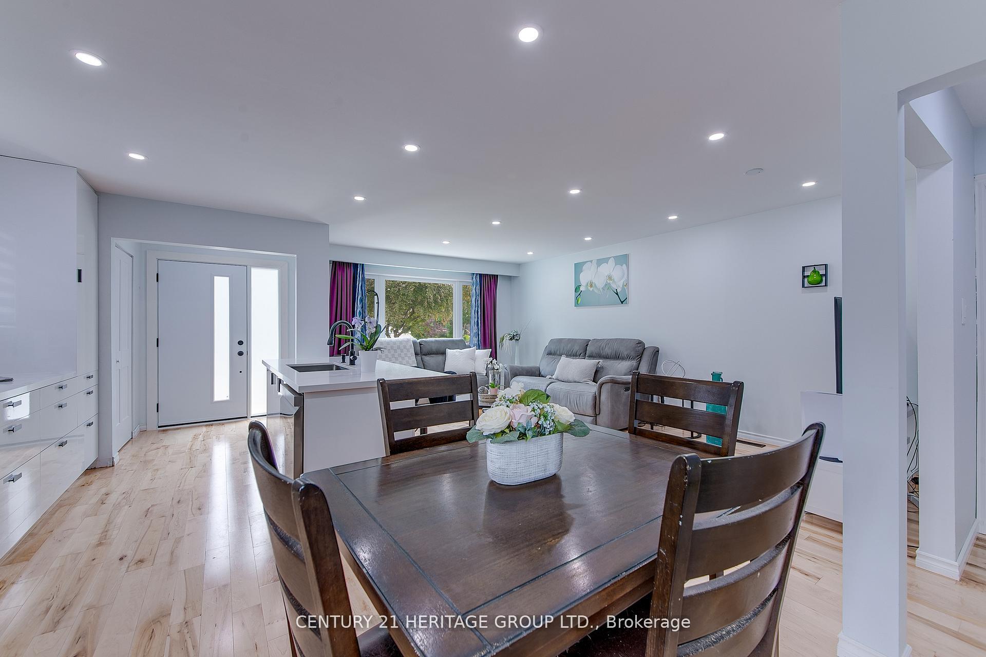 Photo 39 of 68 Adeline Avenue, New Tecumseth, Tottenham — HOMEH