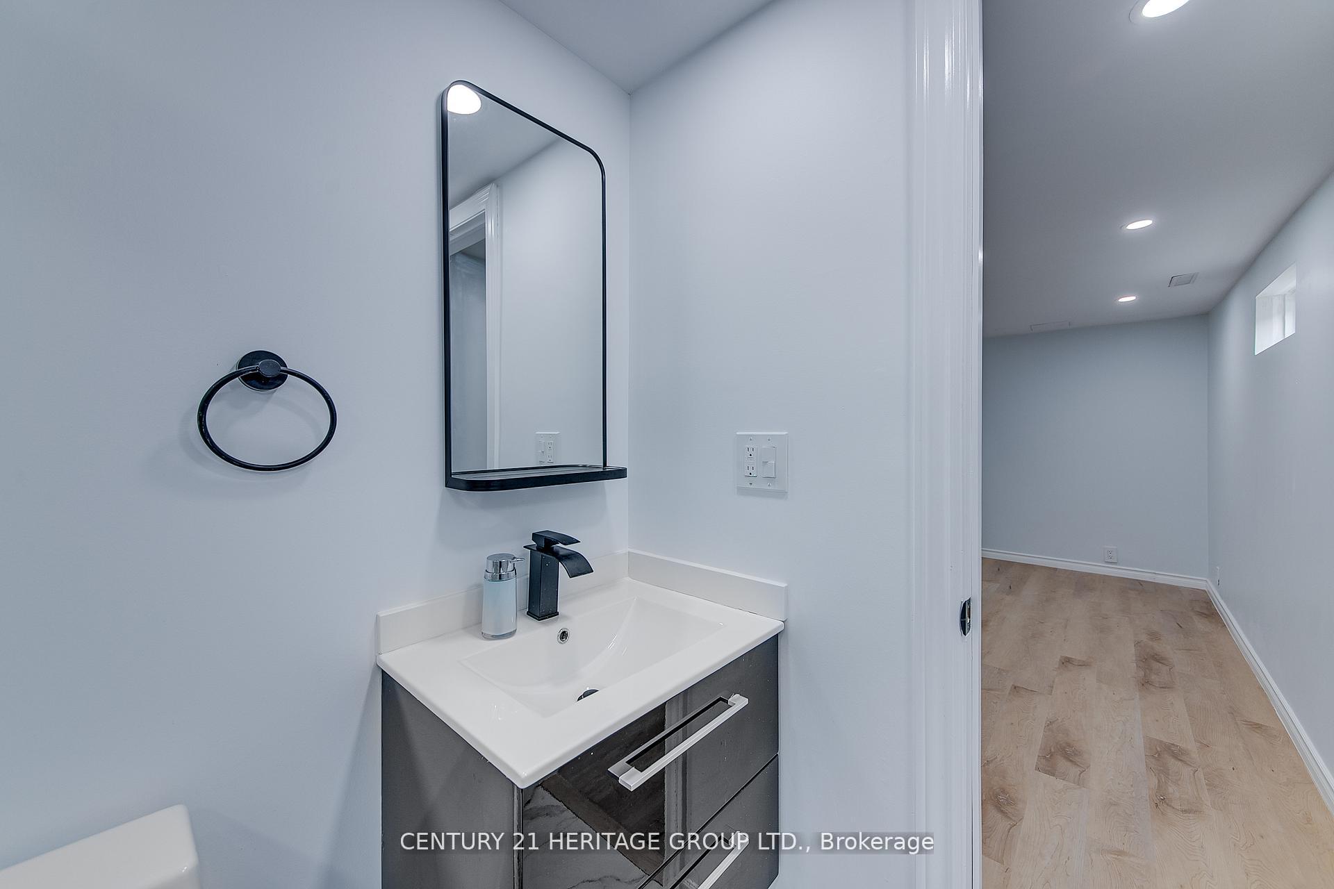 Photo 27 of 68 Adeline Avenue, New Tecumseth, Tottenham — HOMEH