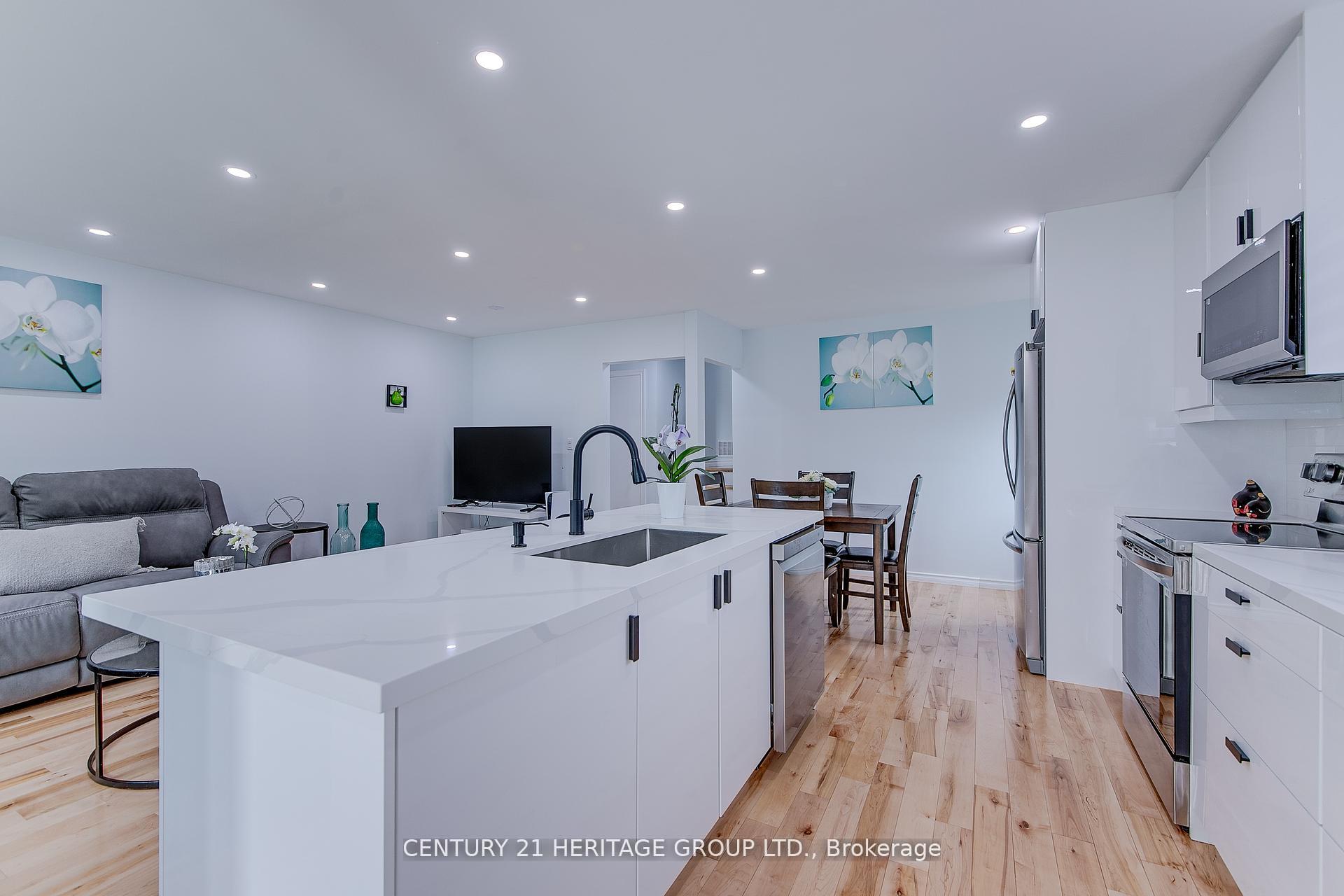 Photo 36 of 68 Adeline Avenue, New Tecumseth, Tottenham — HOMEH