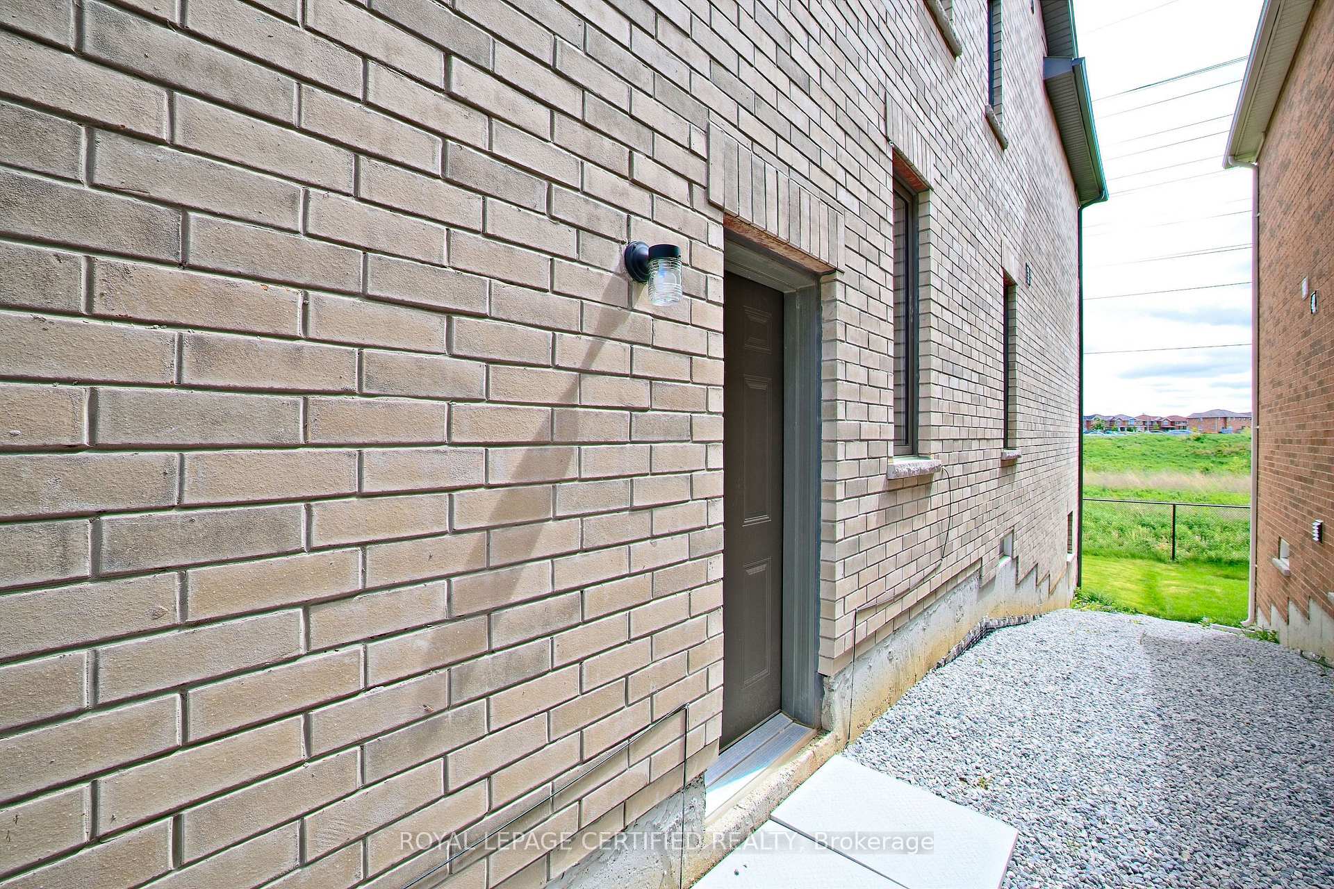 Photo 30 of 14 Bavenden Crescent, Brampton, Credit Valley — HOMEH