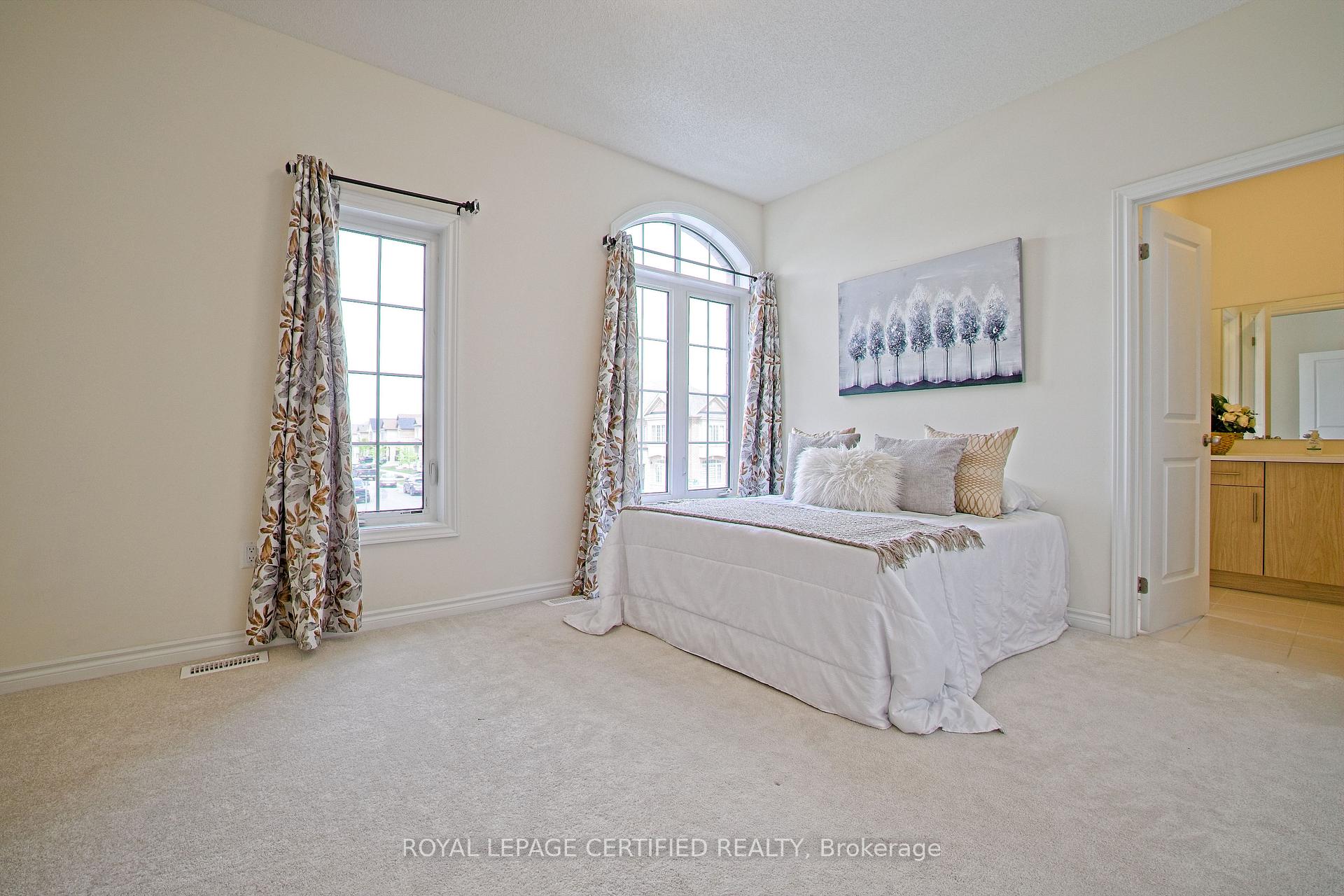 Photo 20 of 14 Bavenden Crescent, Brampton, Credit Valley — HOMEH