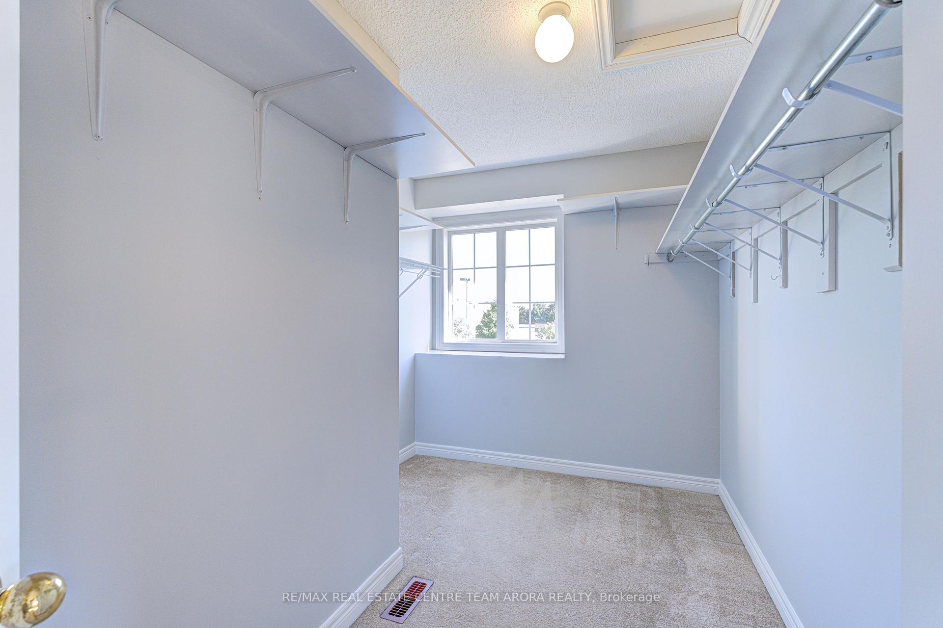 Photo 44 of 62 Legacy Lane, Brampton, Fletcher's Creek Village — HOMEH