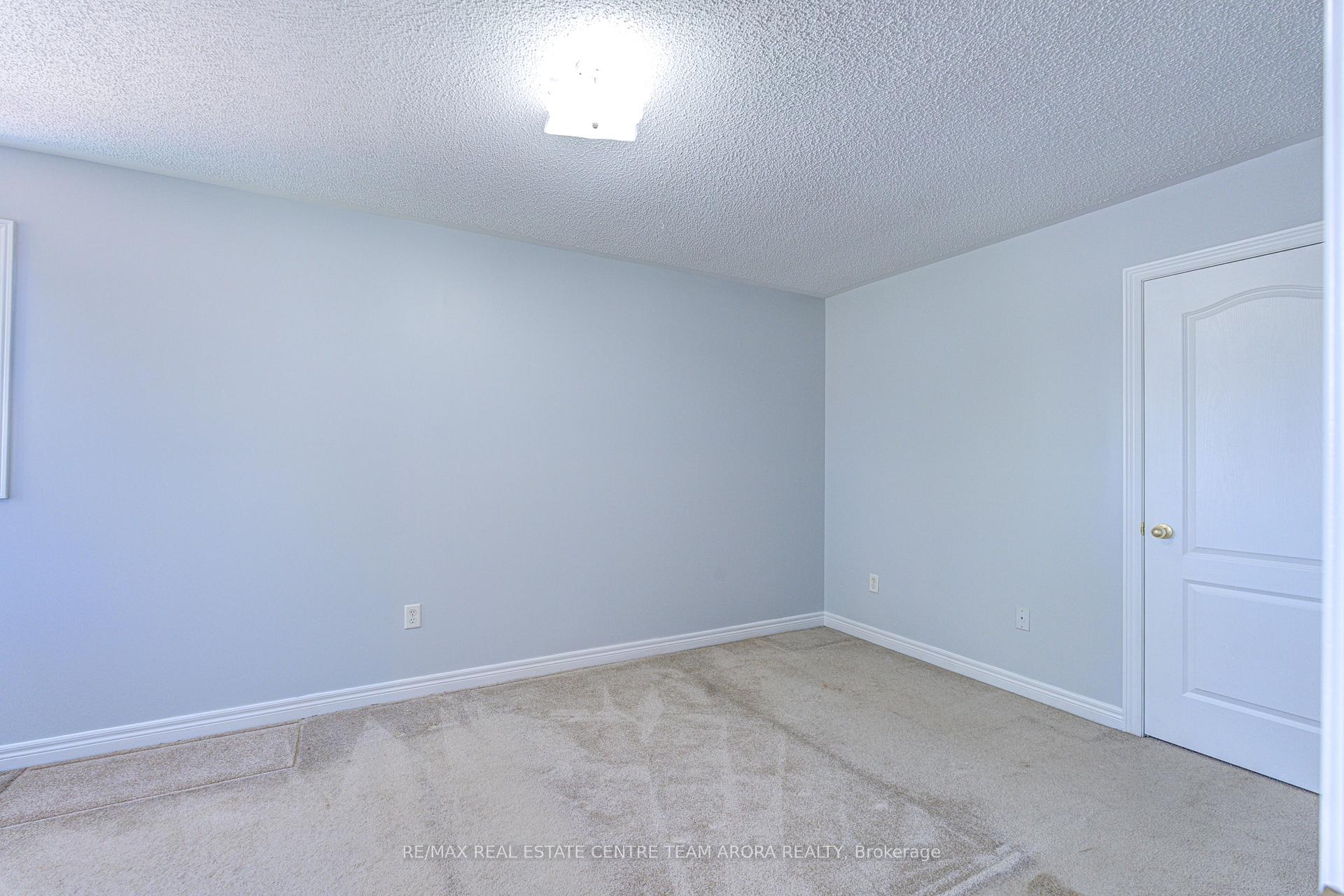 Photo 26 of 62 Legacy Lane, Brampton, Fletcher's Creek Village — HOMEH