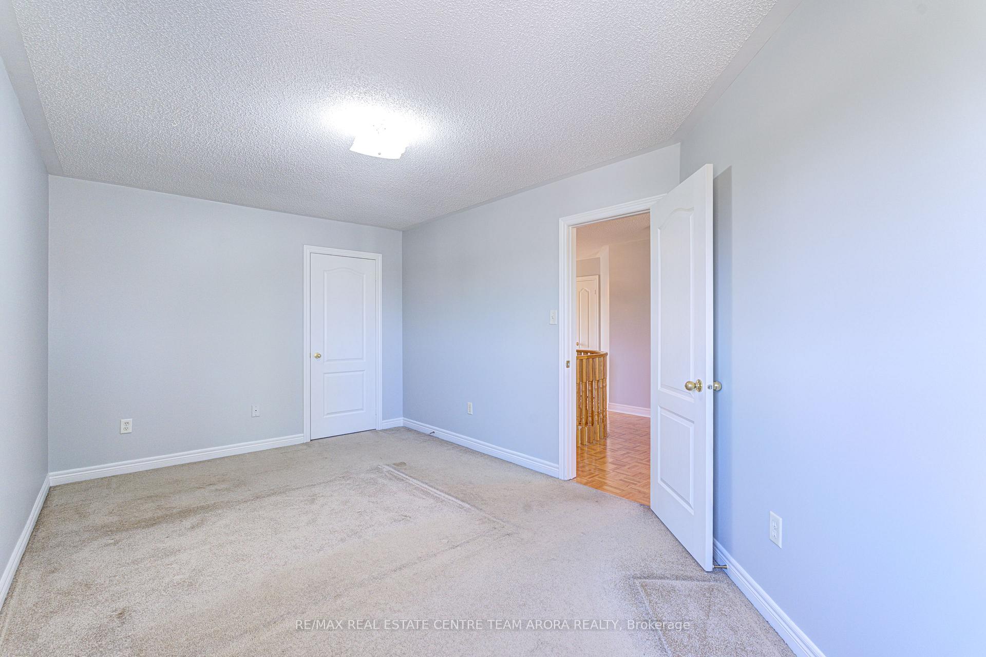 Photo 28 of 62 Legacy Lane, Brampton, Fletcher's Creek Village — HOMEH