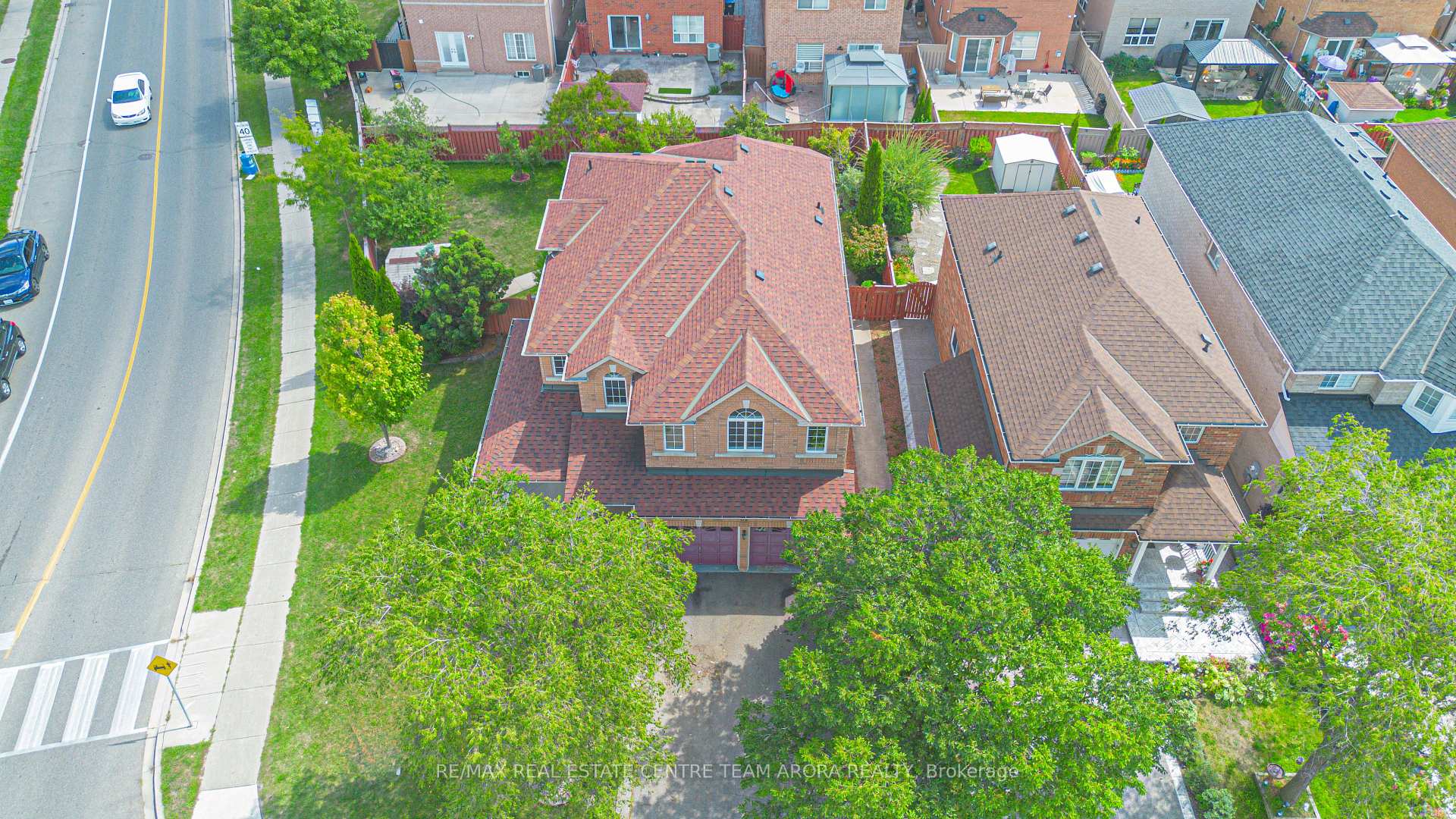 Photo 39 of 62 Legacy Lane, Brampton, Fletcher's Creek Village — HOMEH
