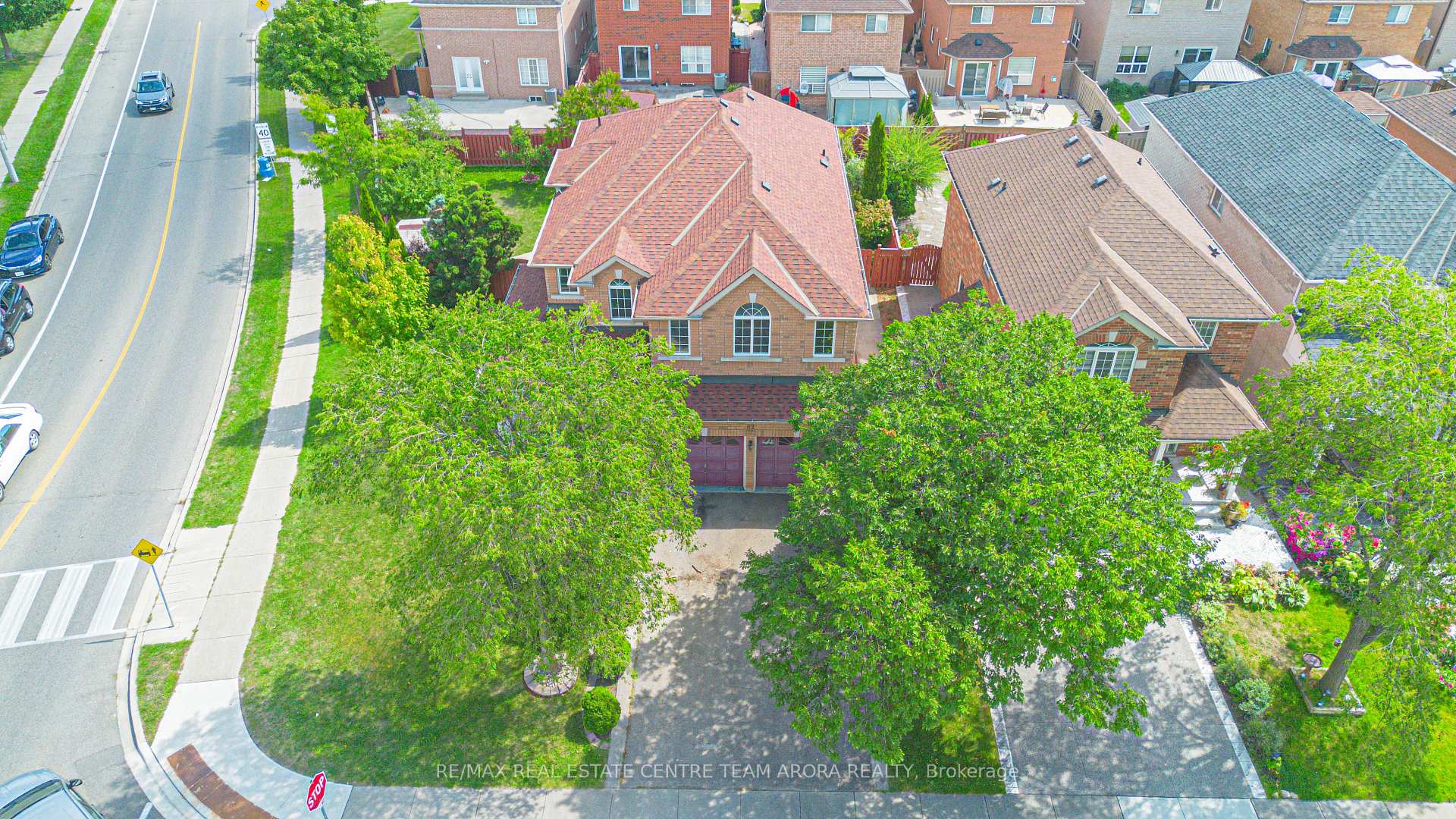 Photo 42 of 62 Legacy Lane, Brampton, Fletcher's Creek Village — HOMEH