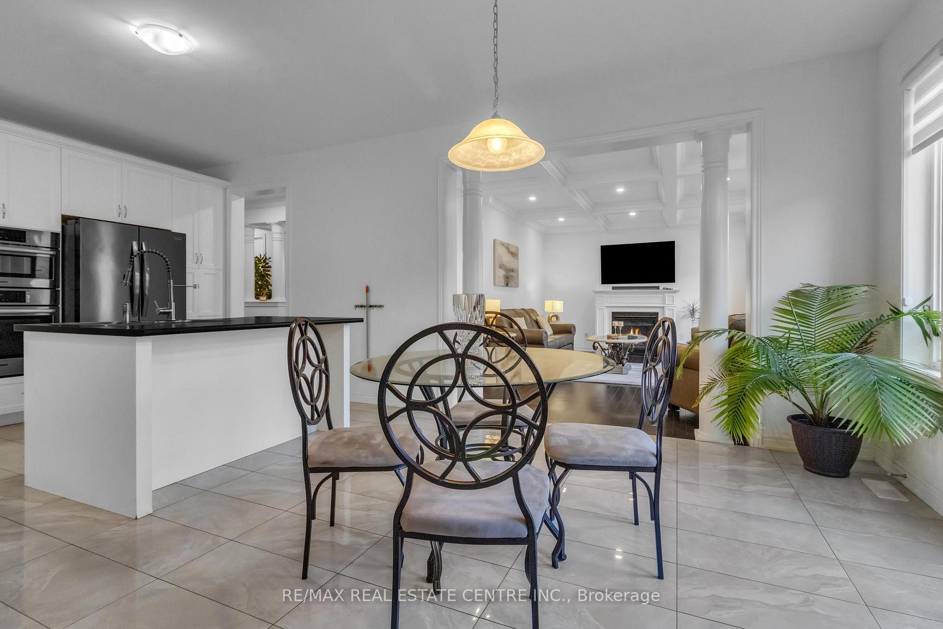 Photo 19 of 29 Gillis Road, Brampton, Northwest Brampton — HOMEH