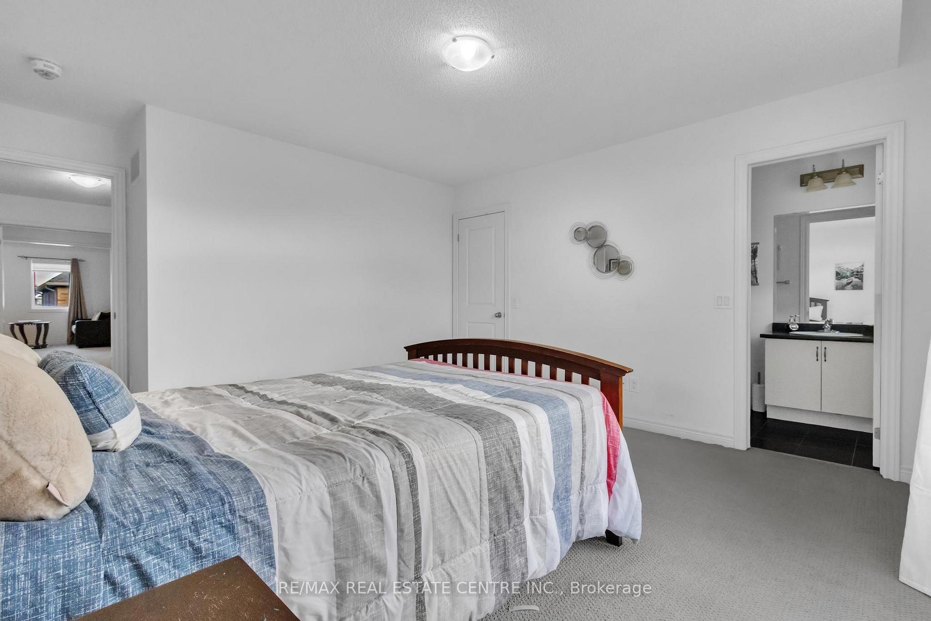 Photo 25 of 29 Gillis Road, Brampton, Northwest Brampton — HOMEH