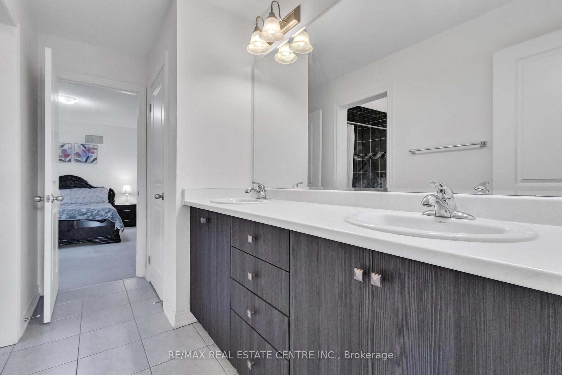 Photo 28 of 29 Gillis Road, Brampton, Northwest Brampton — HOMEH