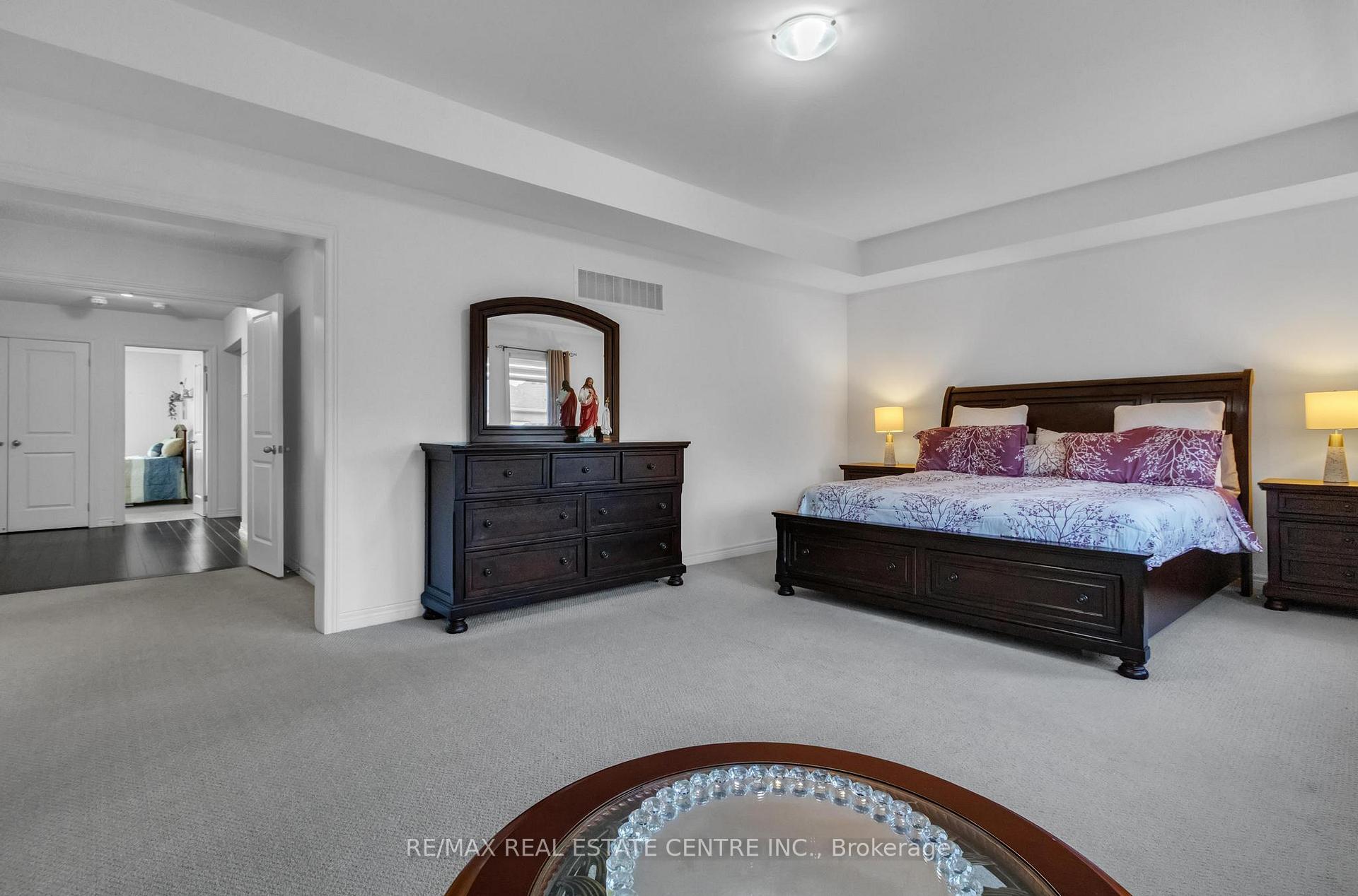 Photo 31 of 29 Gillis Road, Brampton, Northwest Brampton — HOMEH