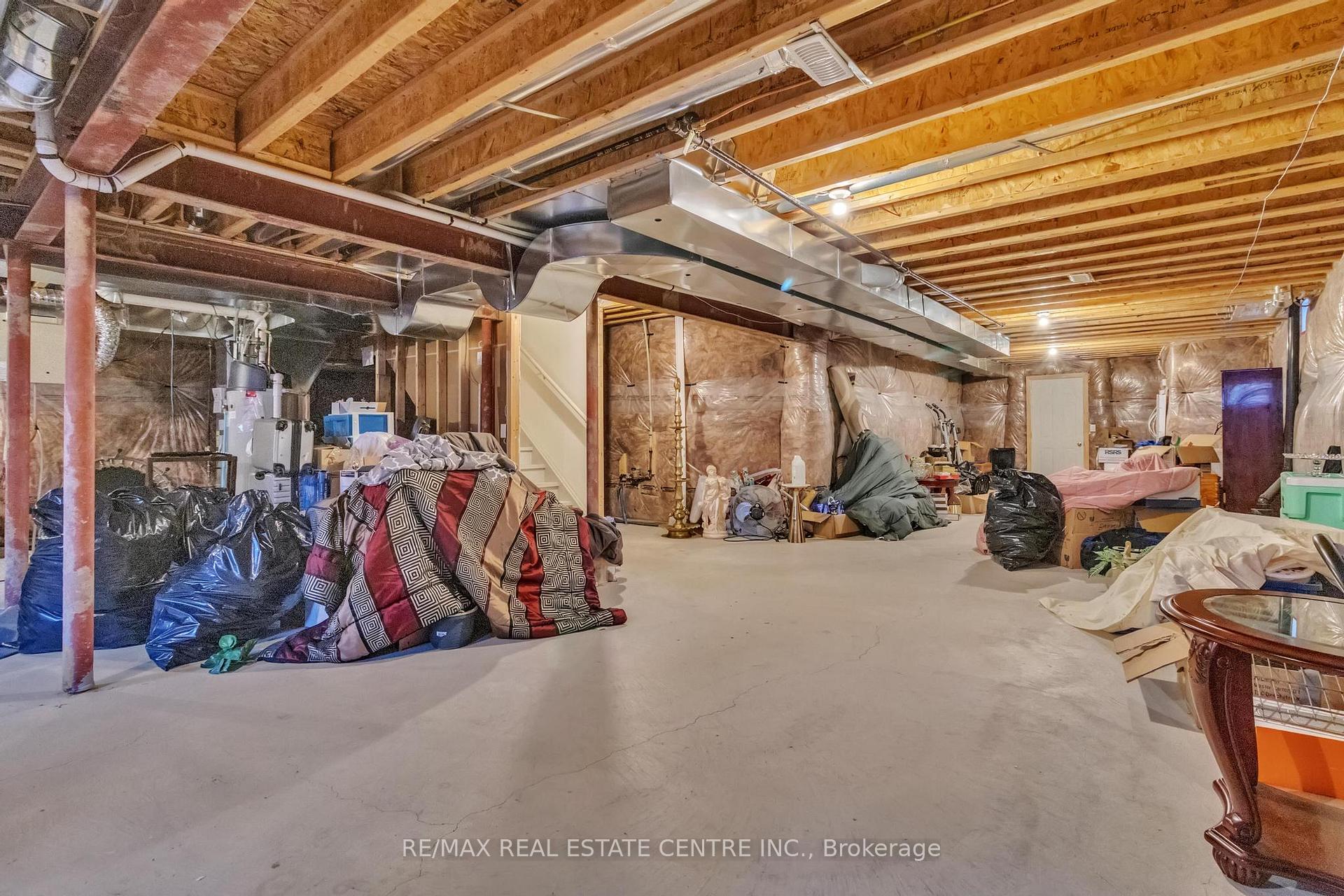 Photo 44 of 29 Gillis Road, Brampton, Northwest Brampton — HOMEH