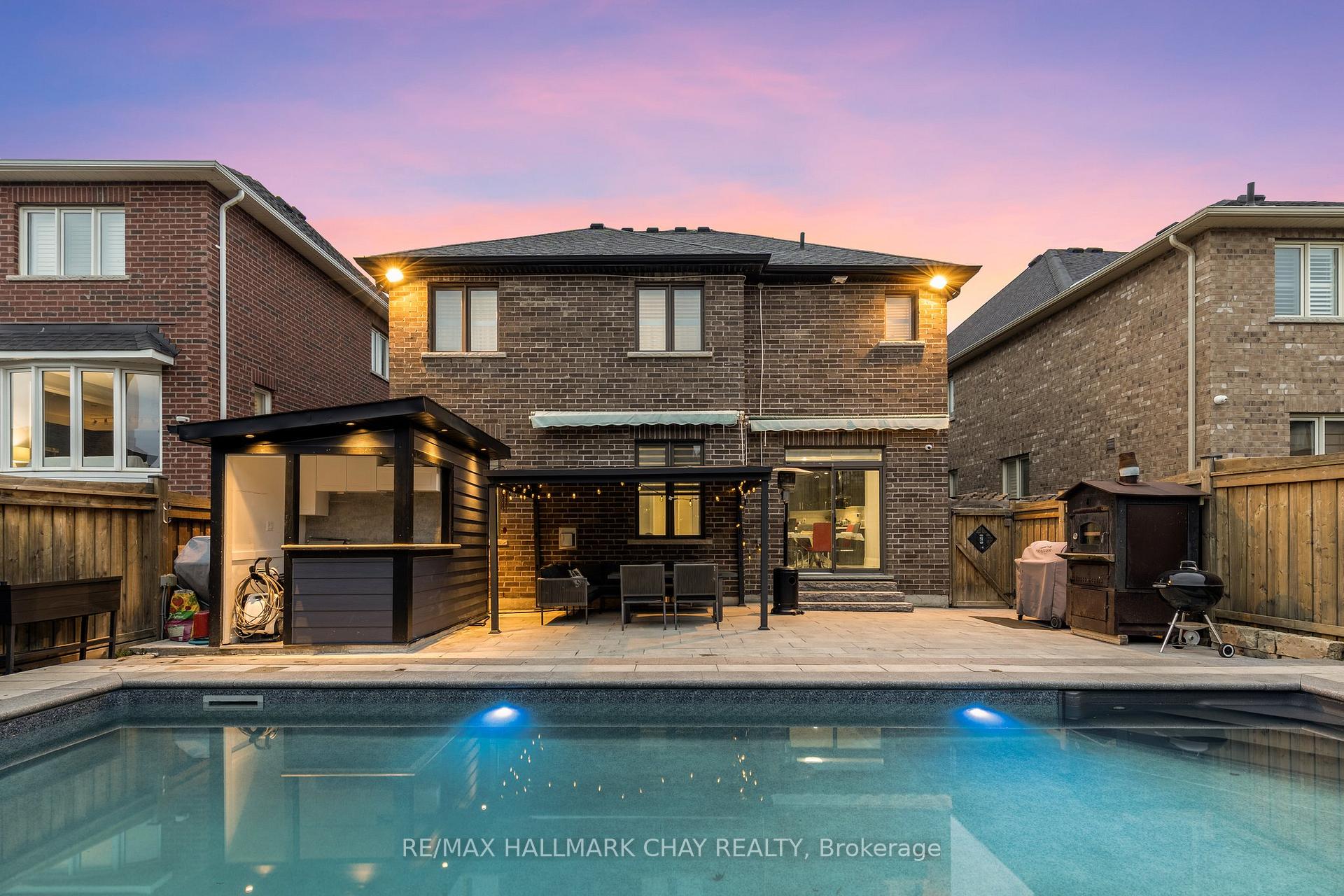 Photo 2 of 2040 Webster Boulevard, Innisfil, Alcona — HOMEH