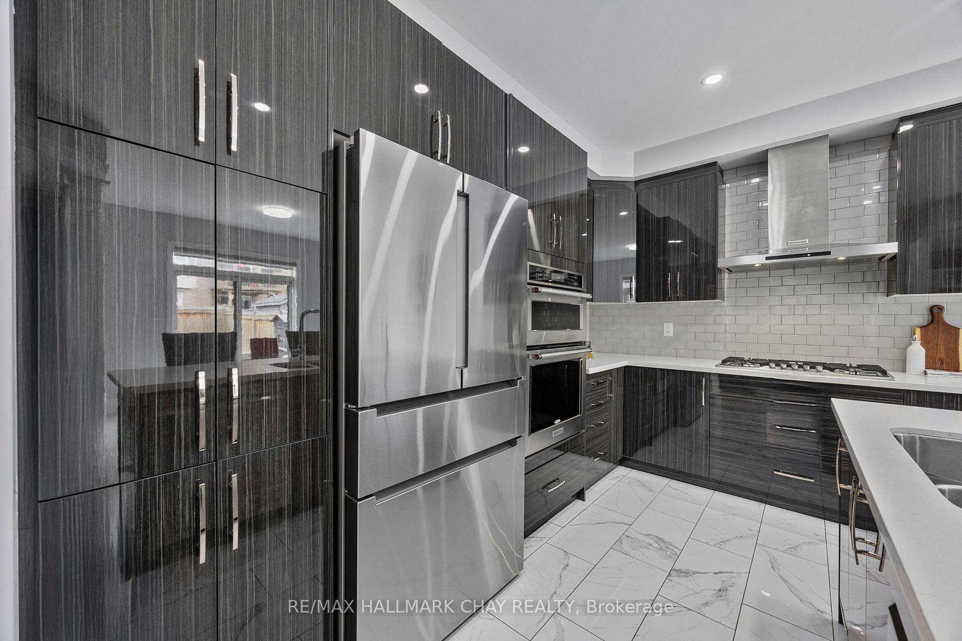 Photo 23 of 2040 Webster Boulevard, Innisfil, Alcona — HOMEH