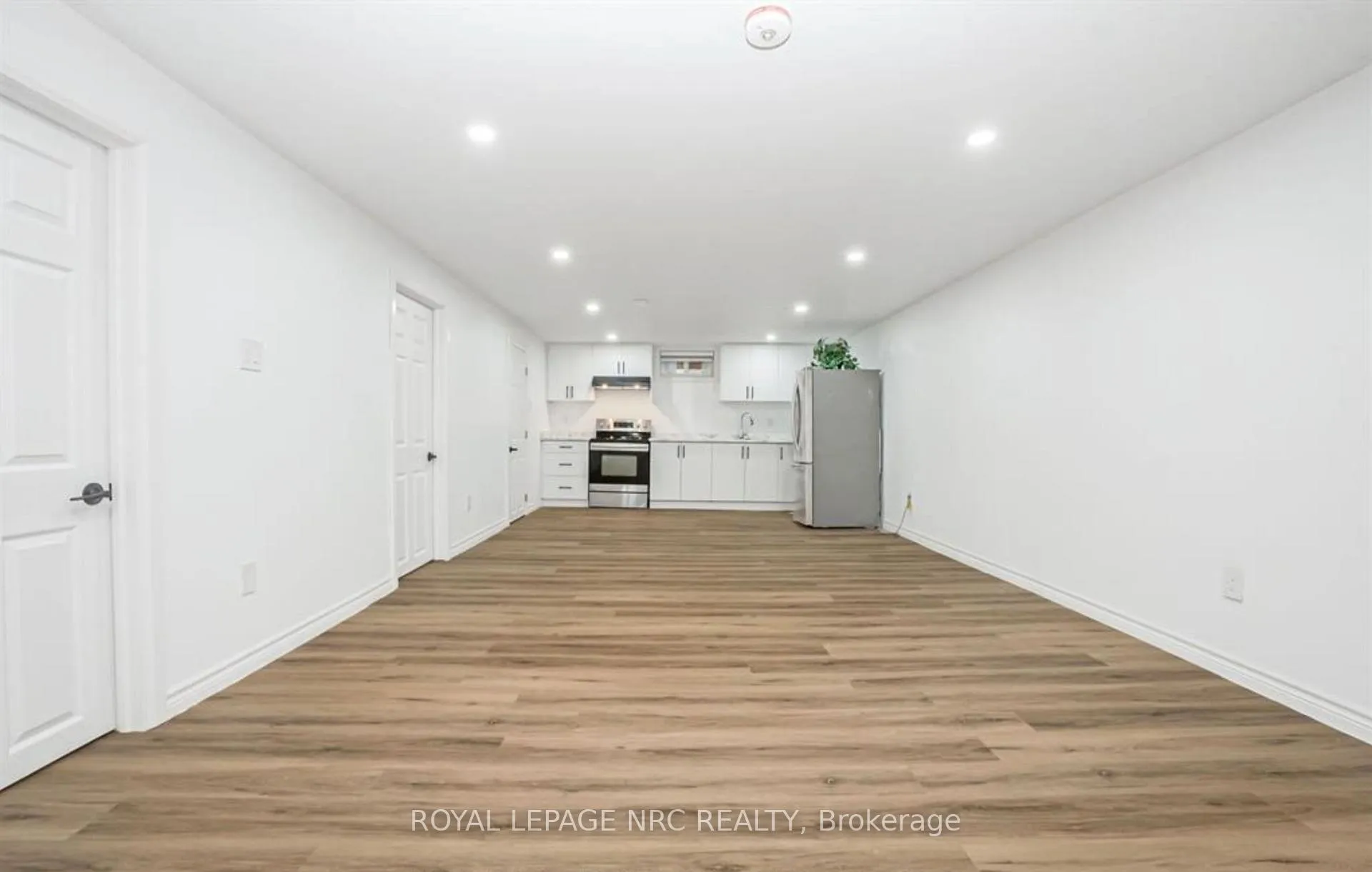 Photo 6 of Unit Basement, 959 Mohawk Road E, Hamilton, Huntington — HOMEH