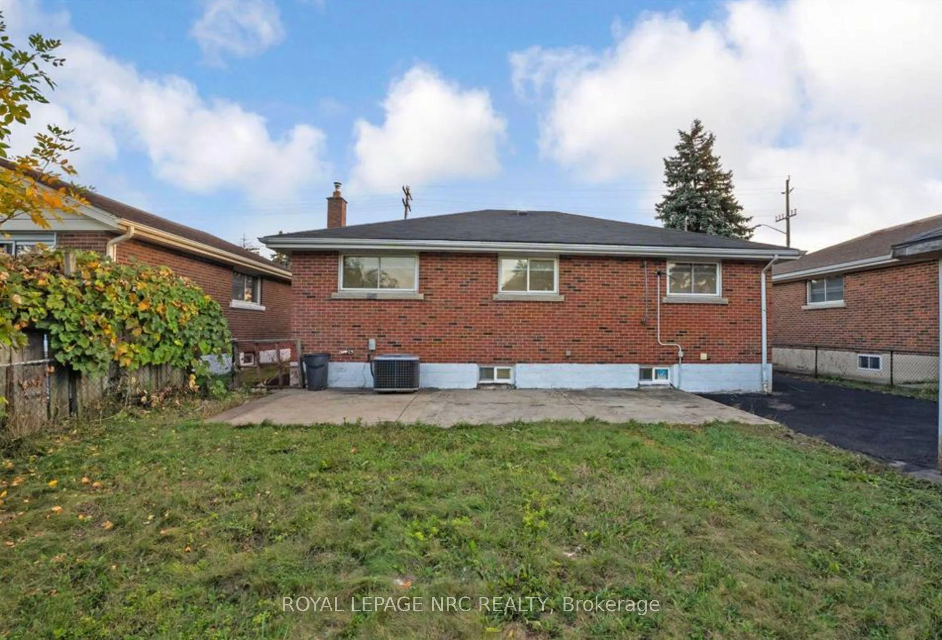 Photo 15 of Unit Basement, 959 Mohawk Road E, Hamilton, Huntington — HOMEH