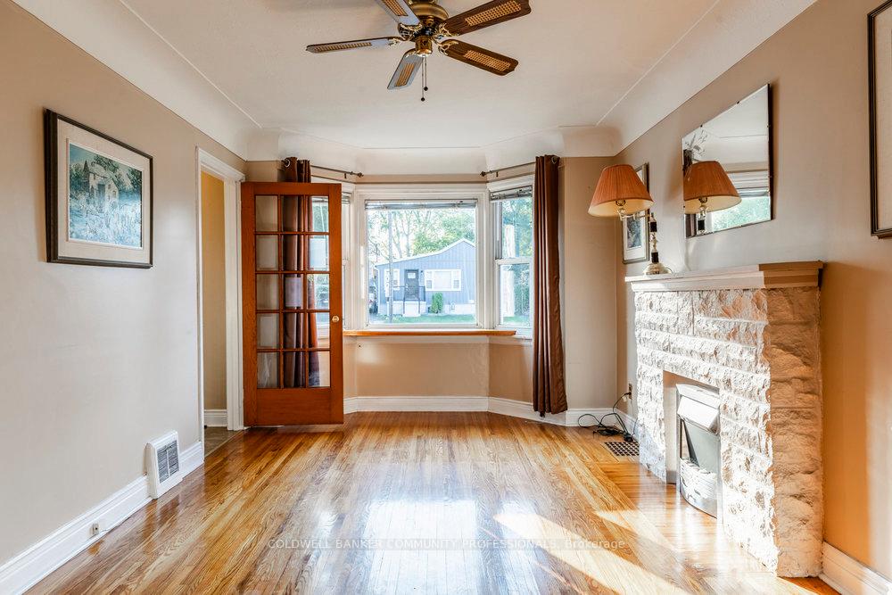 Photo 6 of 567 Upper Sherman Avenue, Hamilton, Raleigh — HOMEH