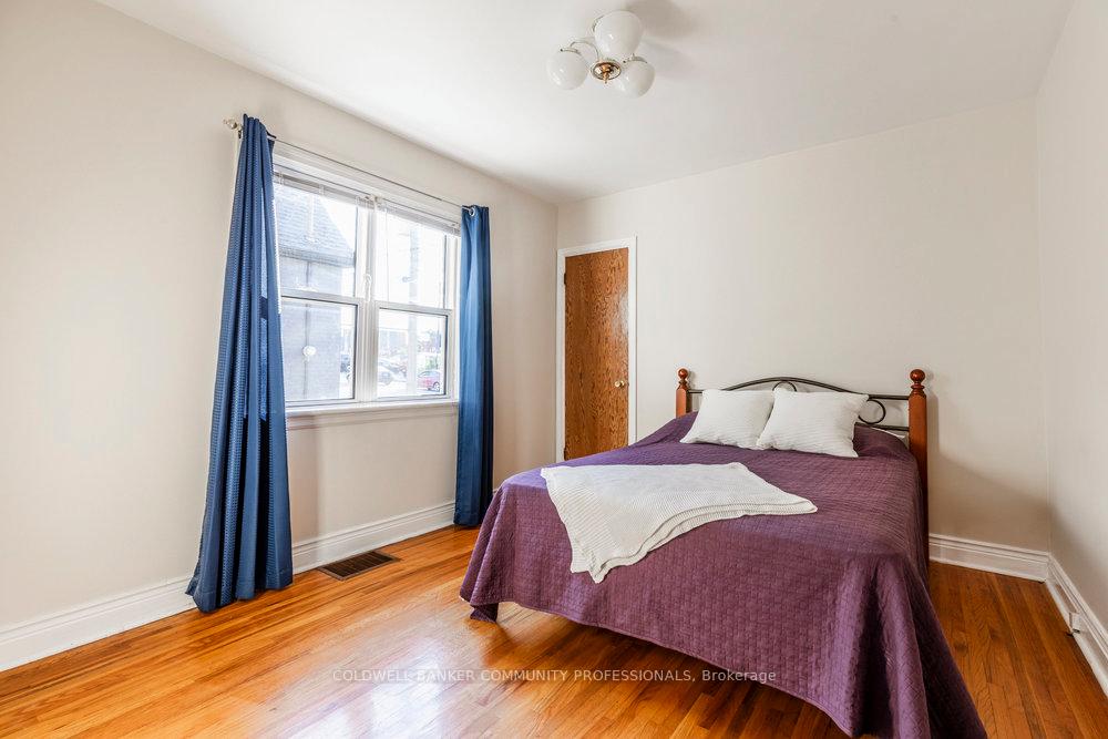 Photo 13 of 567 Upper Sherman Avenue, Hamilton, Raleigh — HOMEH