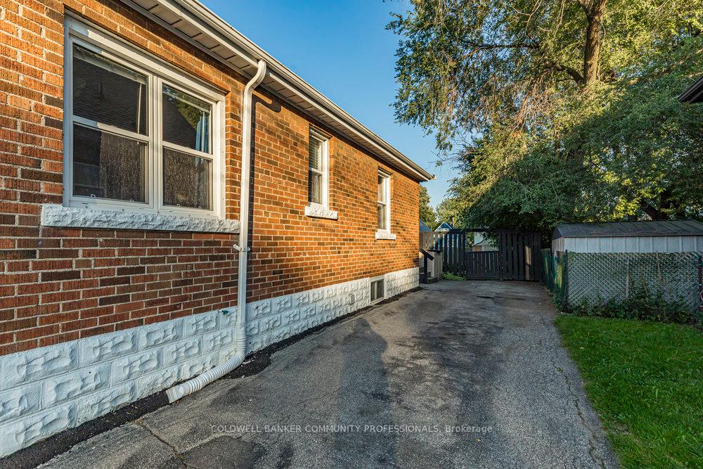 Photo 28 of 567 Upper Sherman Avenue, Hamilton, Raleigh — HOMEH