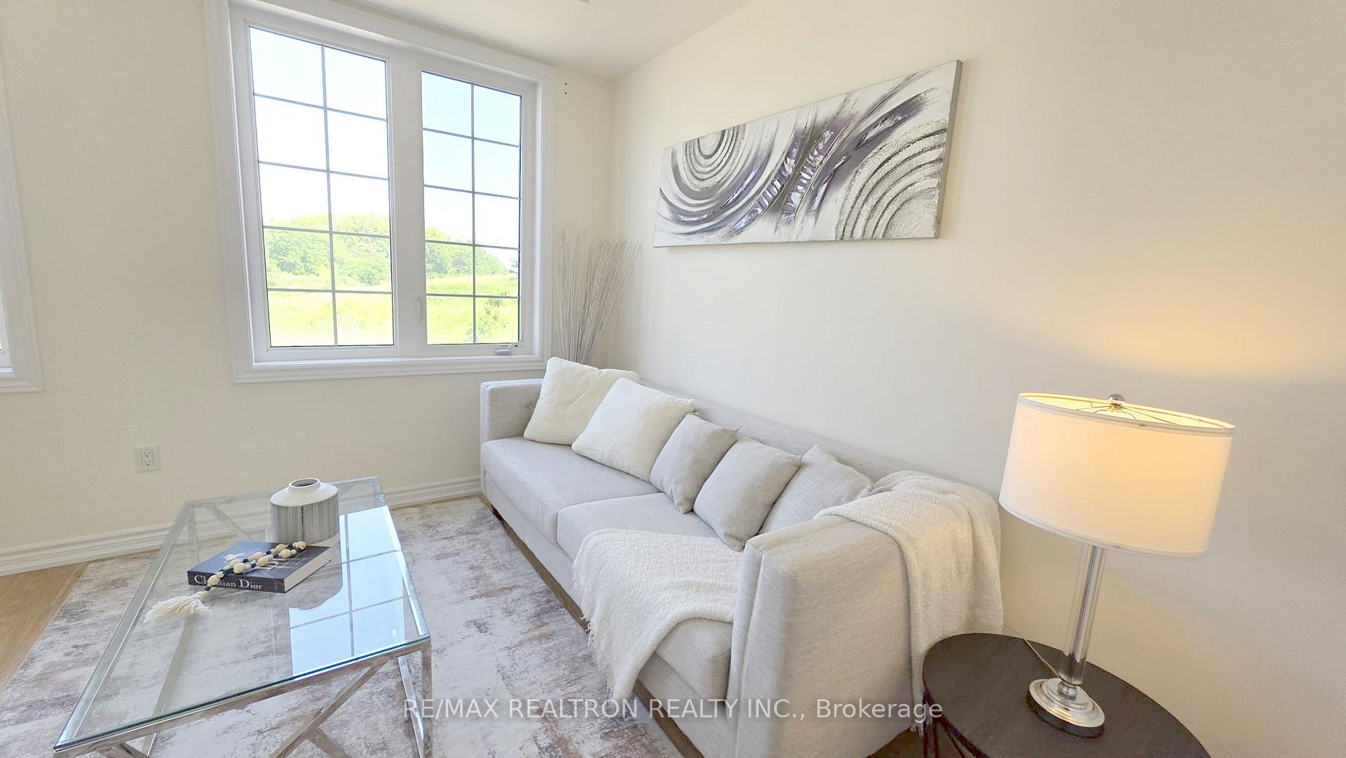 Photo 12 of 189 Rustle Woods Avenue, Markham, Cornell — HOMEH